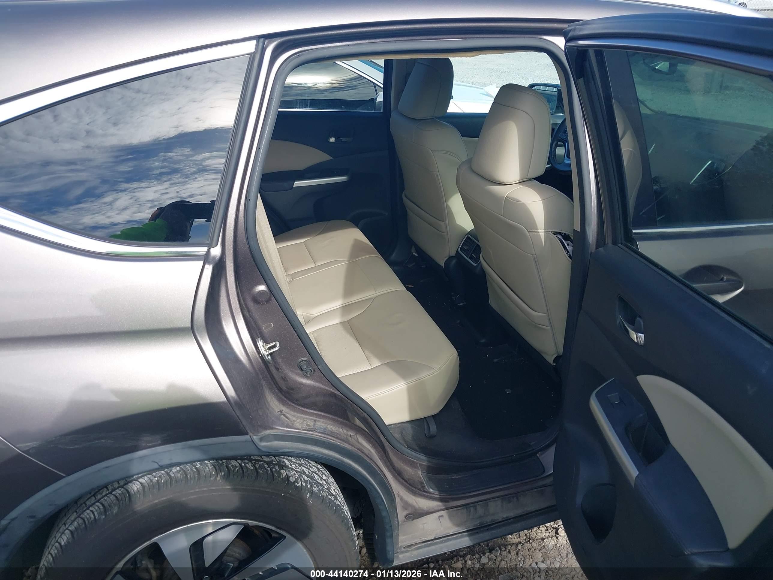 HONDA CR-V image 8