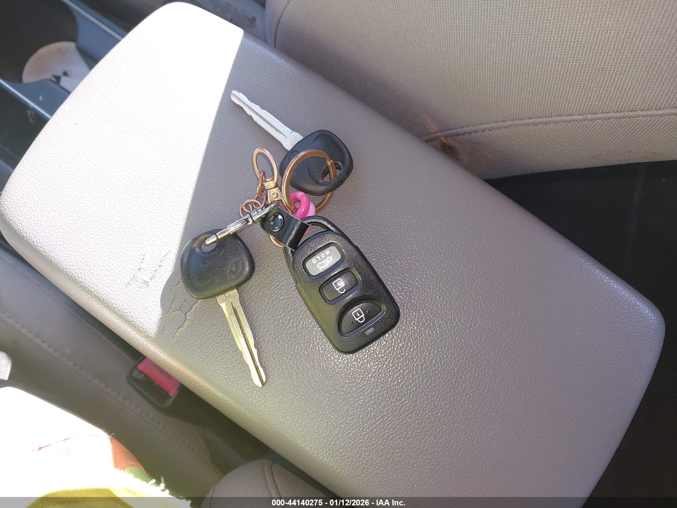 HYUNDAI ELANTRA image 11