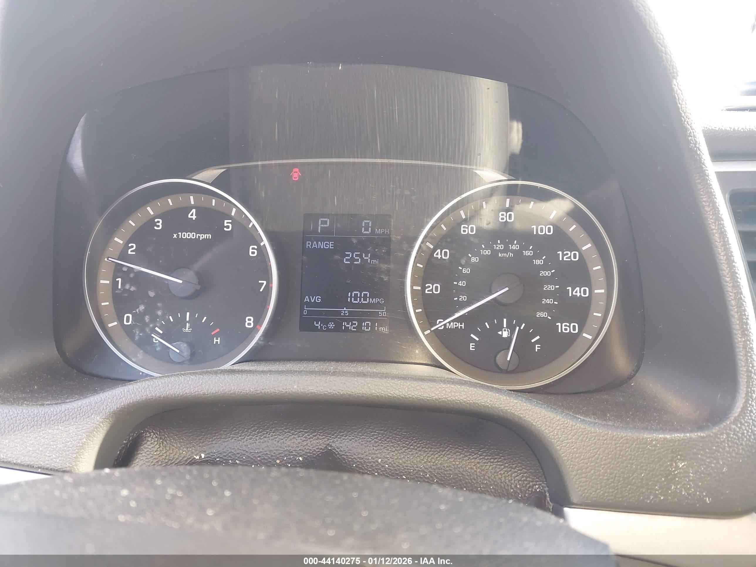 HYUNDAI ELANTRA image 7