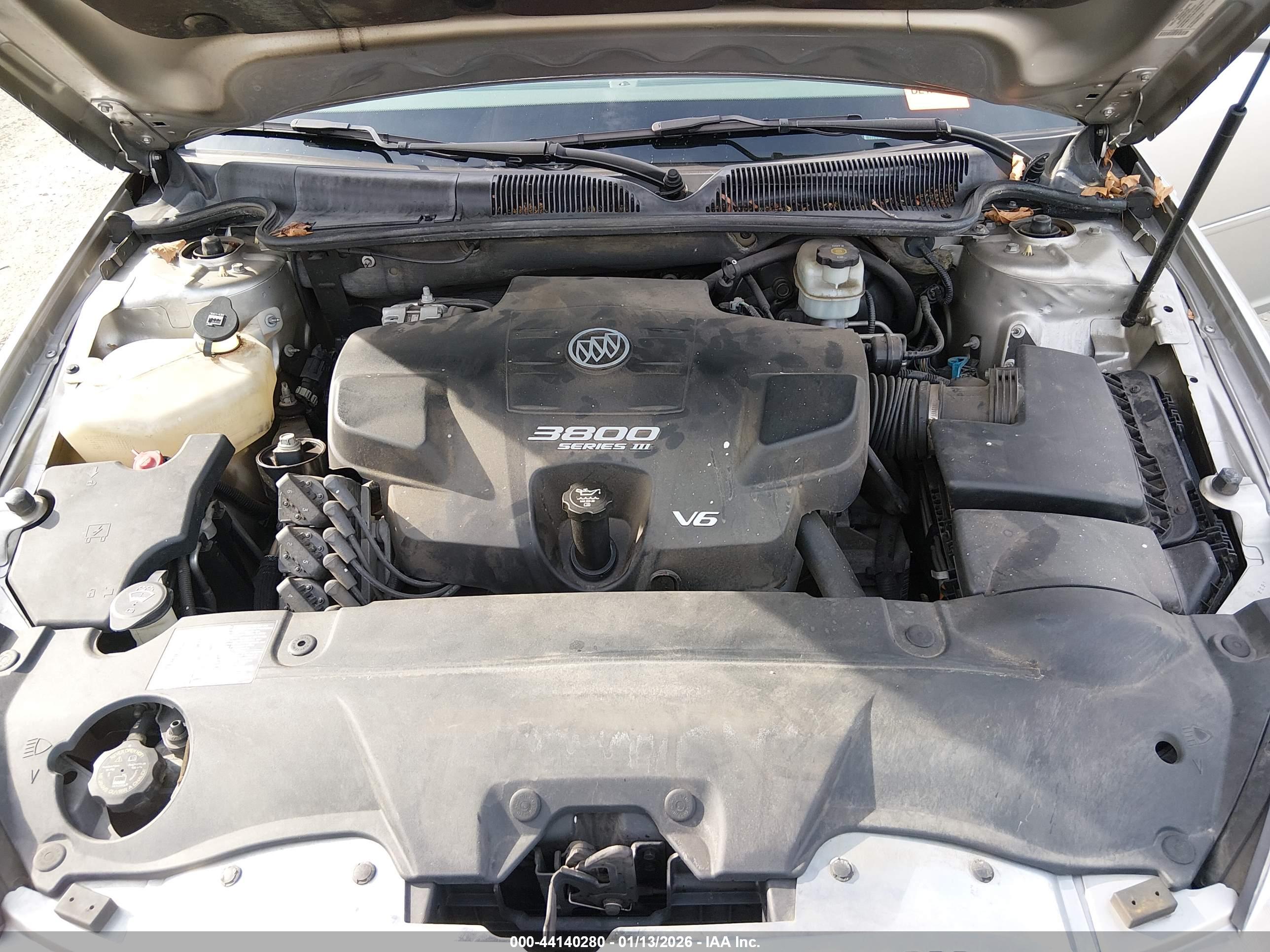 BUICK LUCERNE image 10