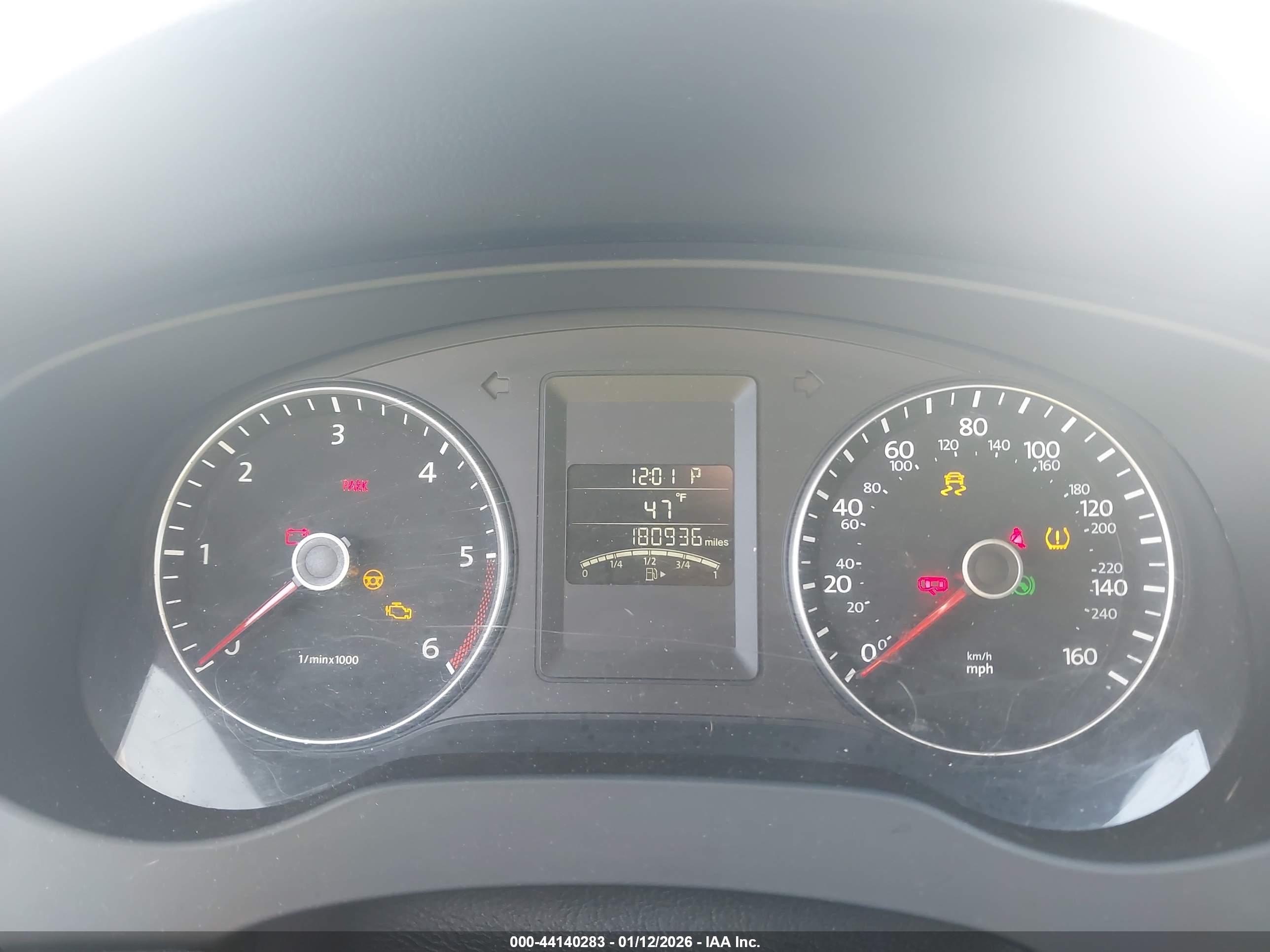 VOLKSWAGEN JETTA image 7