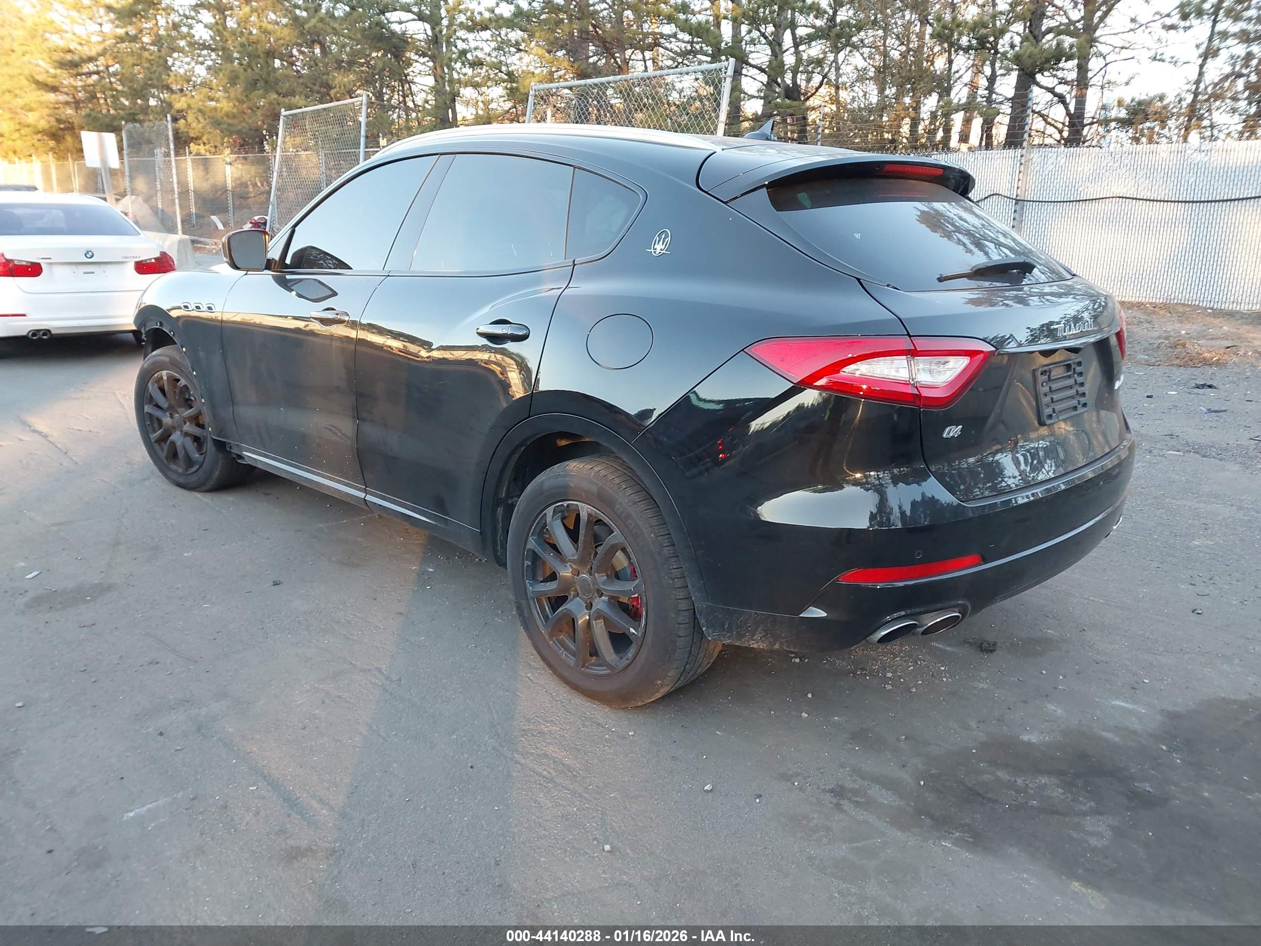 MASERATI LEVANTE image 3
