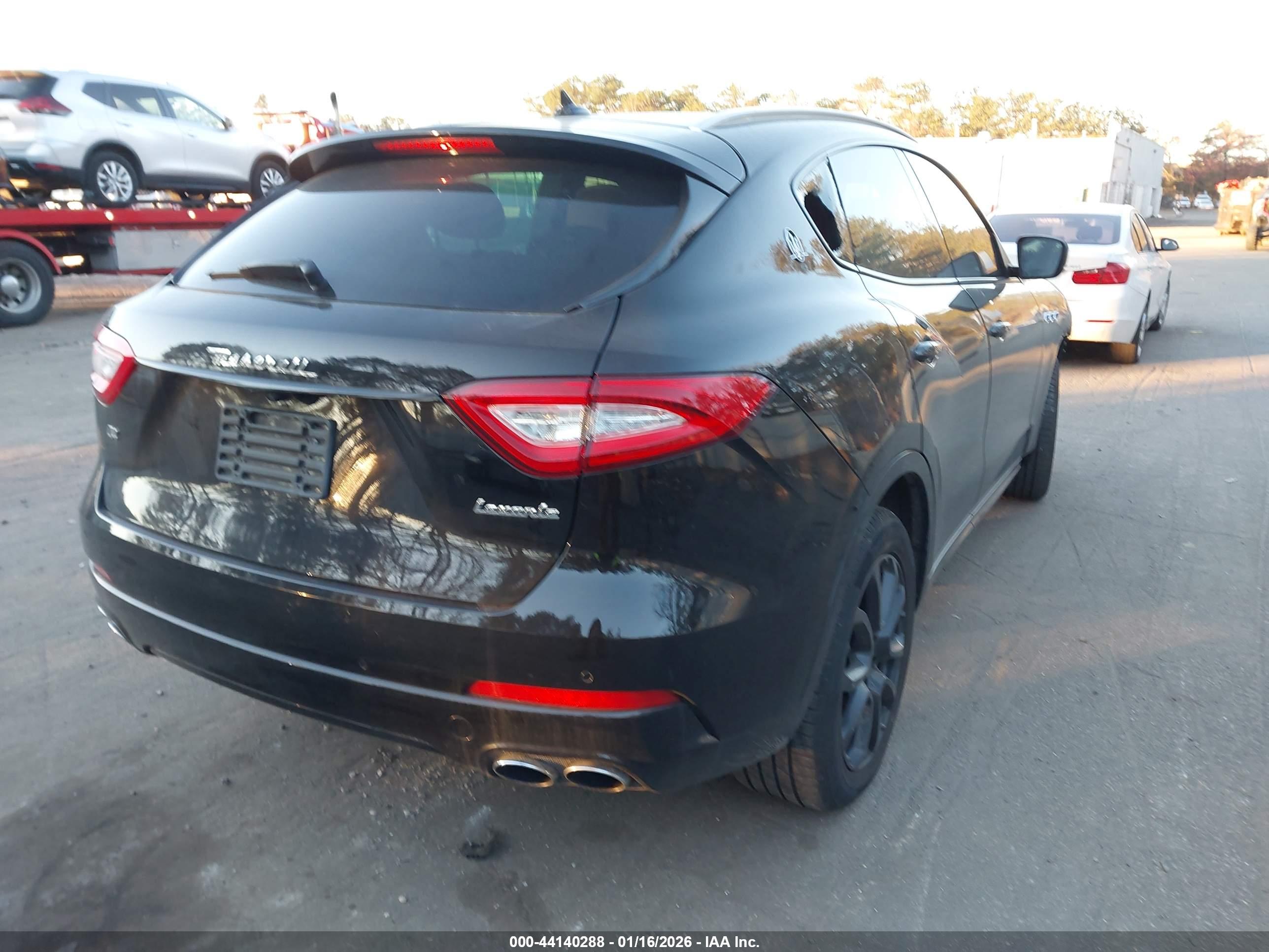 MASERATI LEVANTE image 4