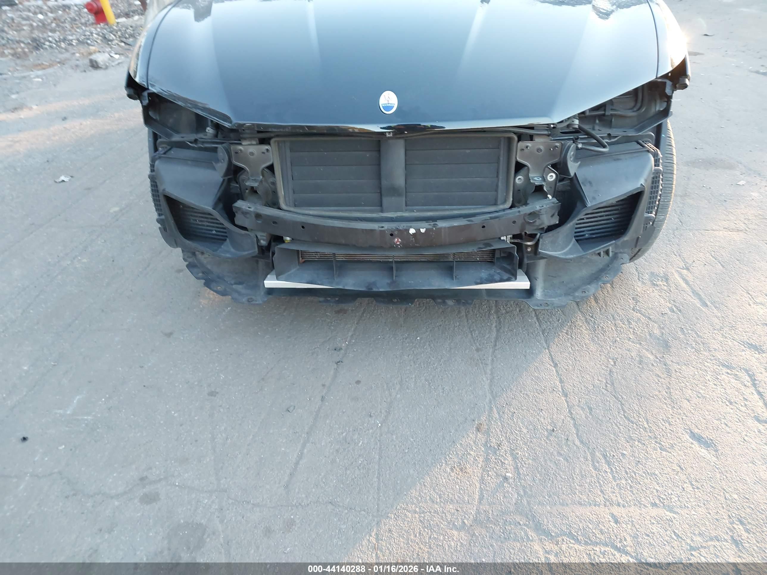 MASERATI LEVANTE image 6