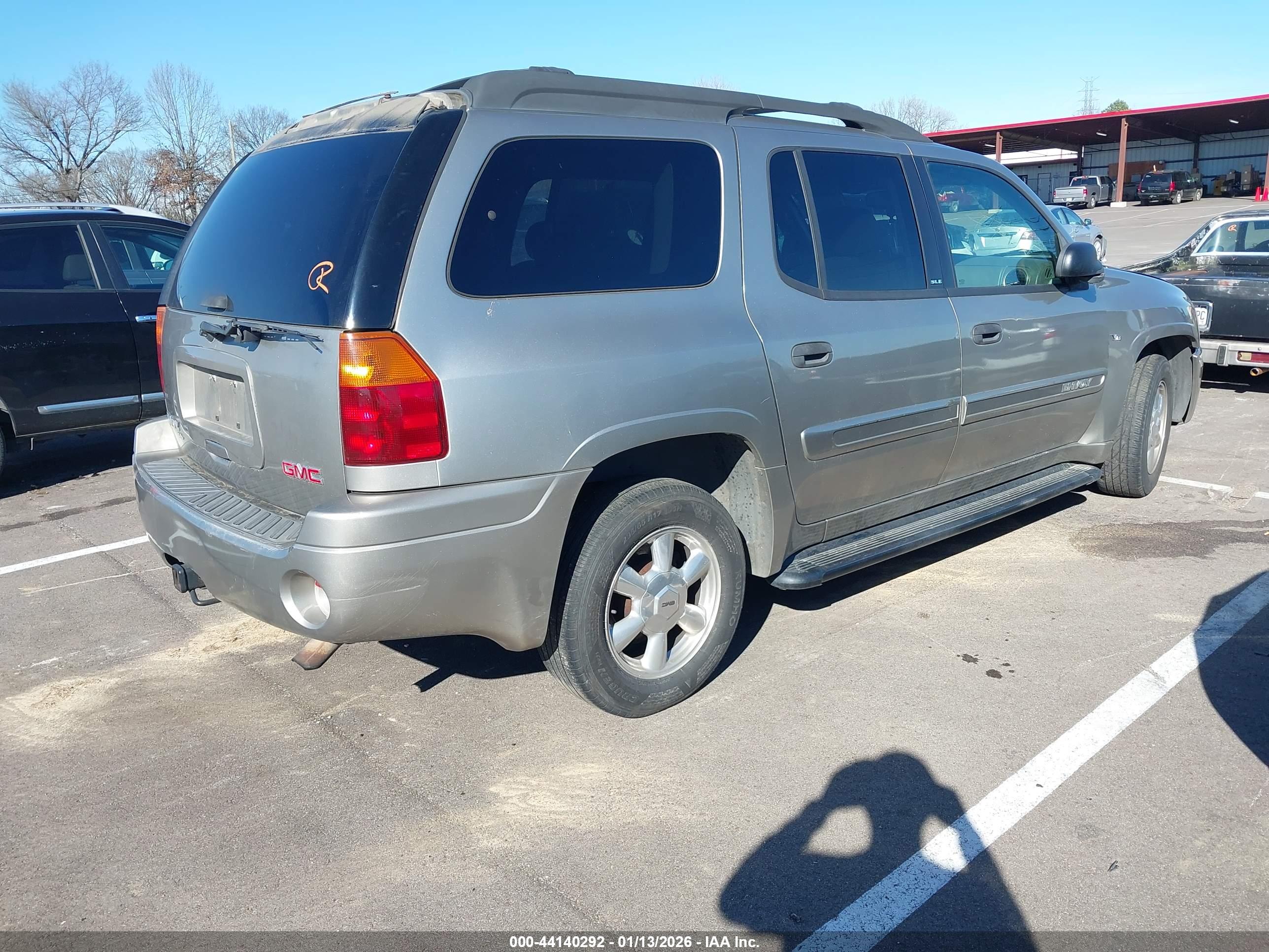 GMC ENVOY image 4