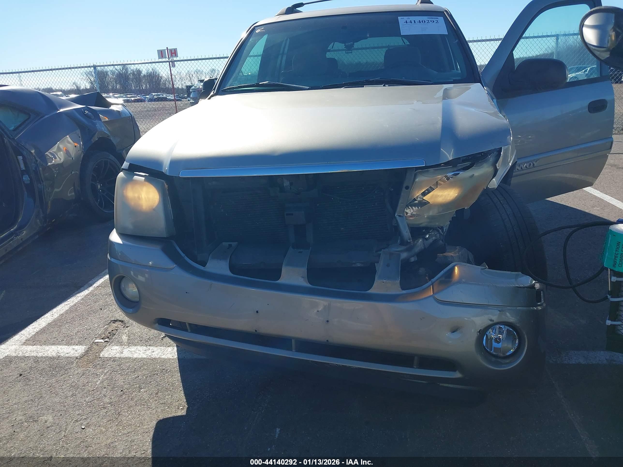 GMC ENVOY image 6