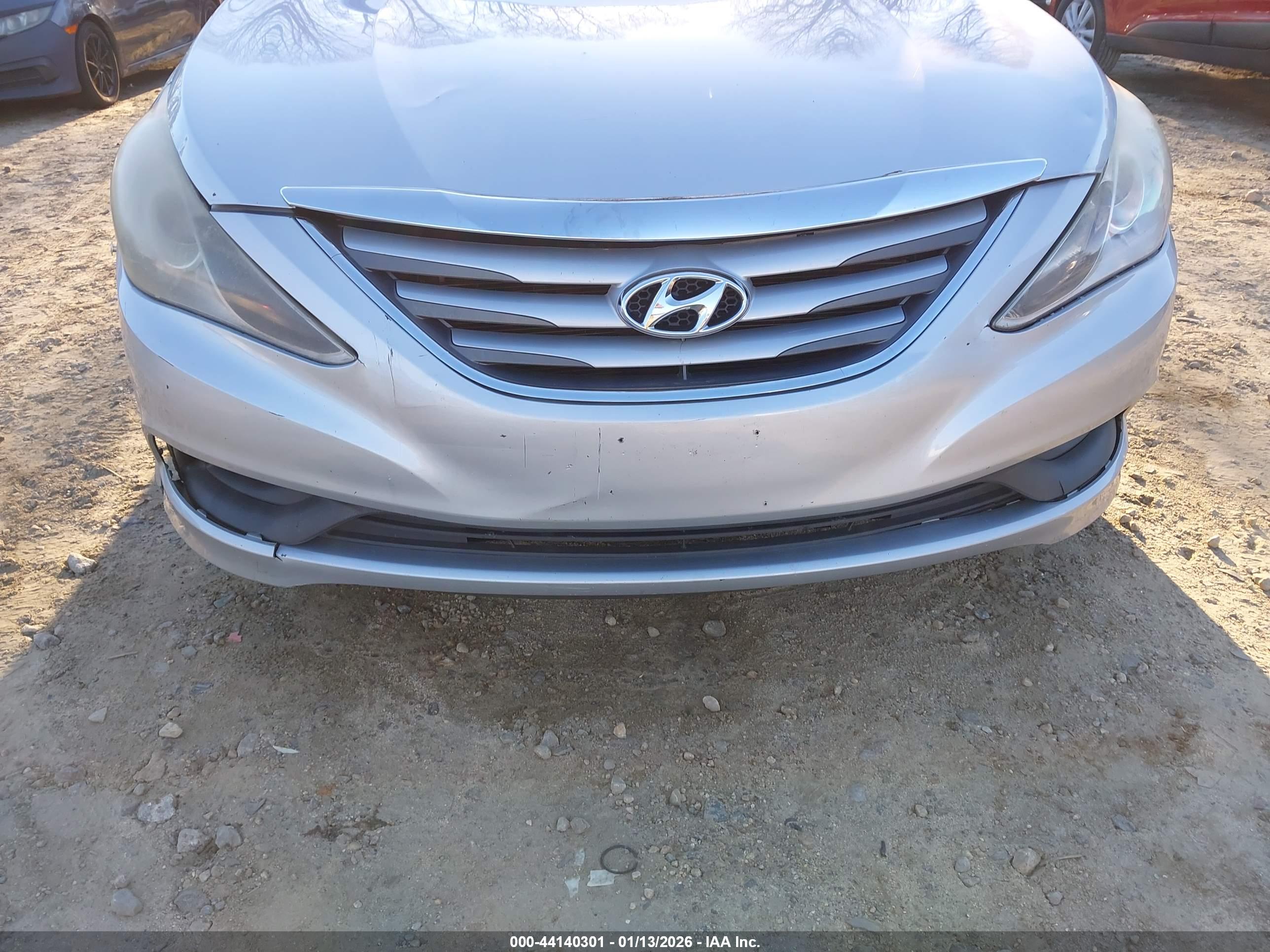 HYUNDAI SONATA image 6