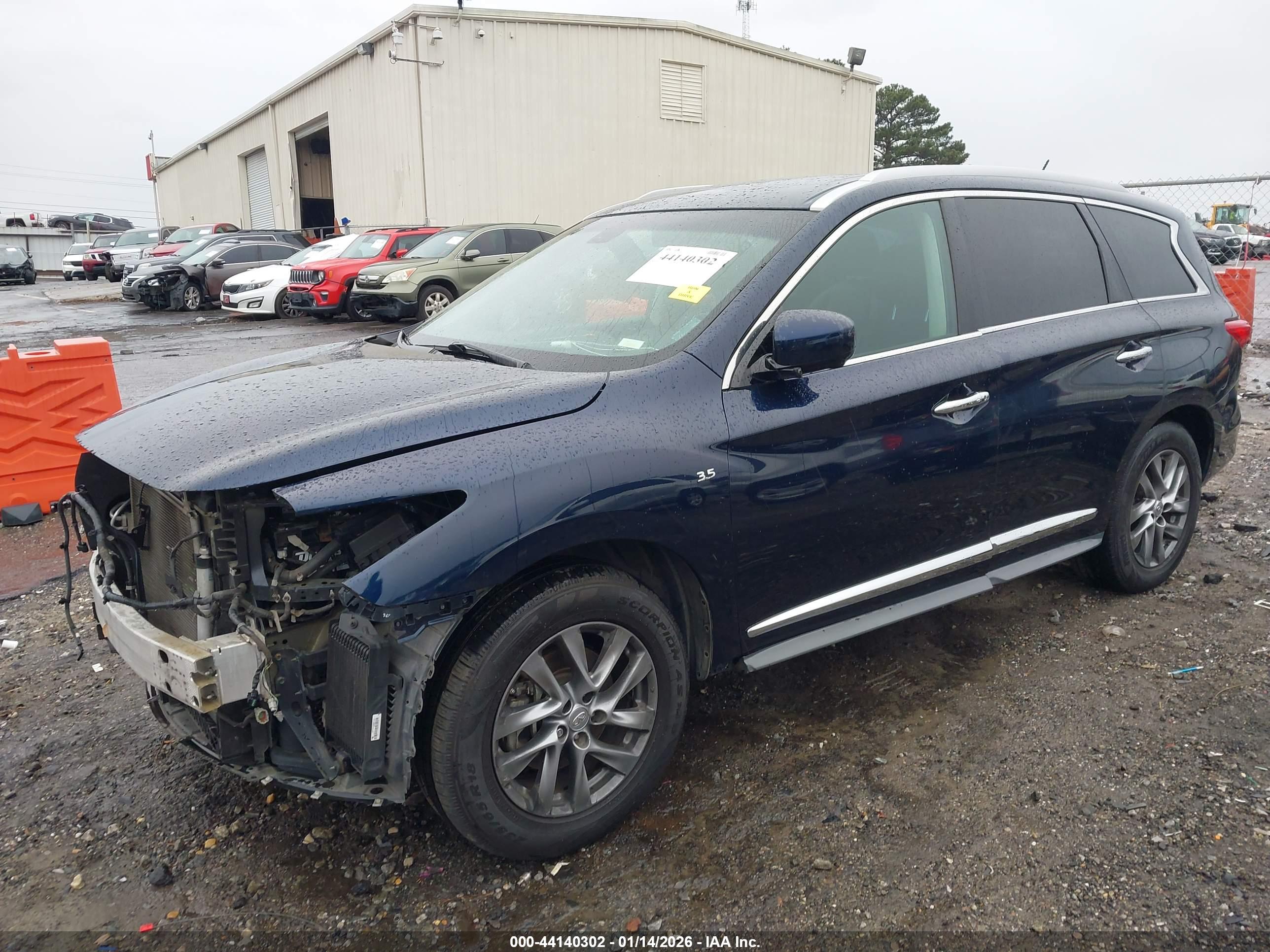 INFINITI QX60 image 2