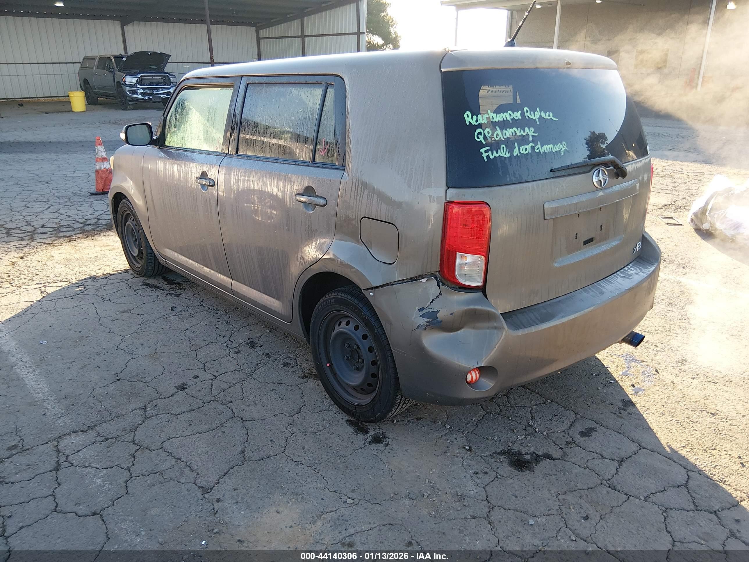 SCION XB image 3