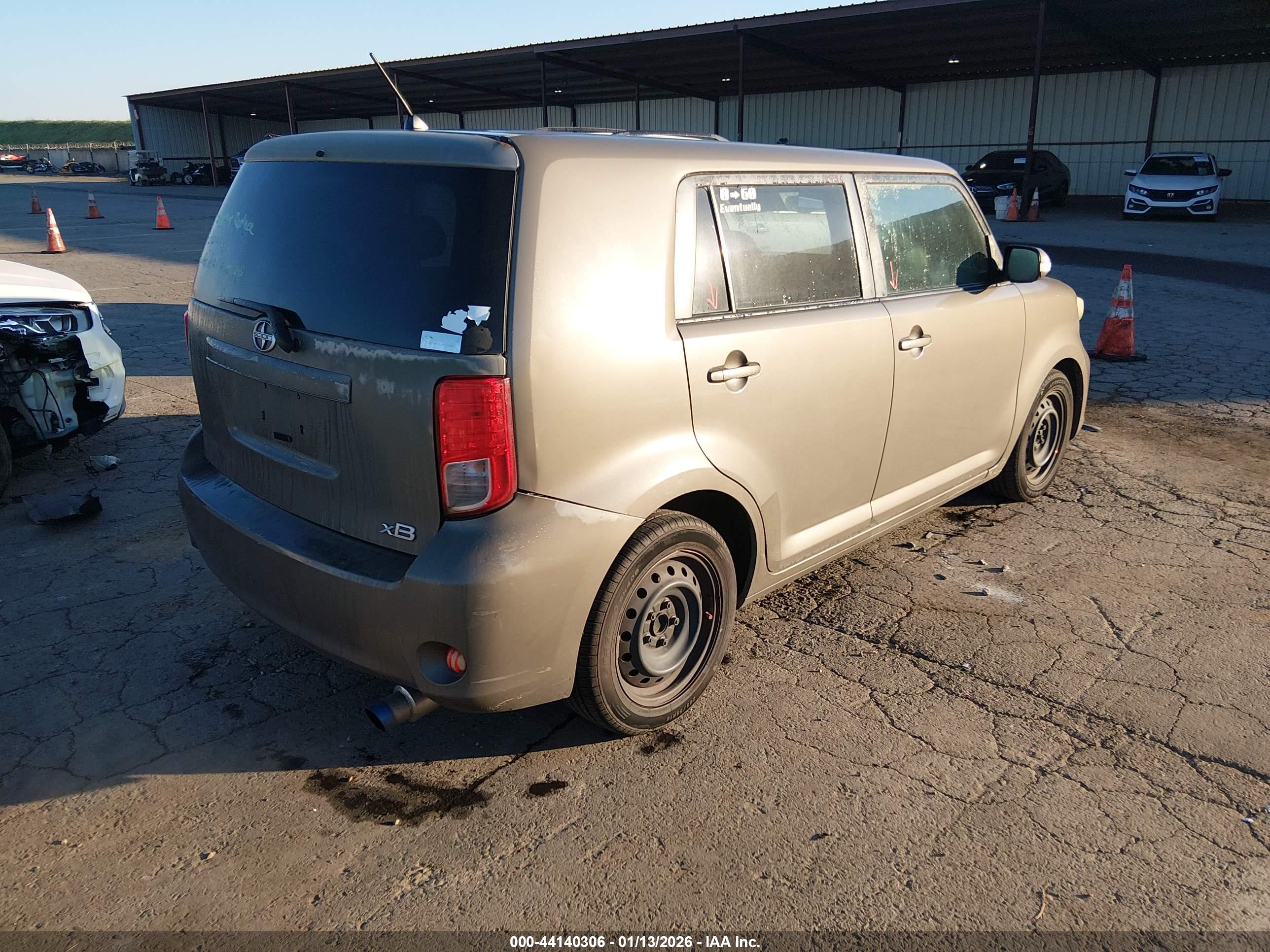 SCION XB image 4