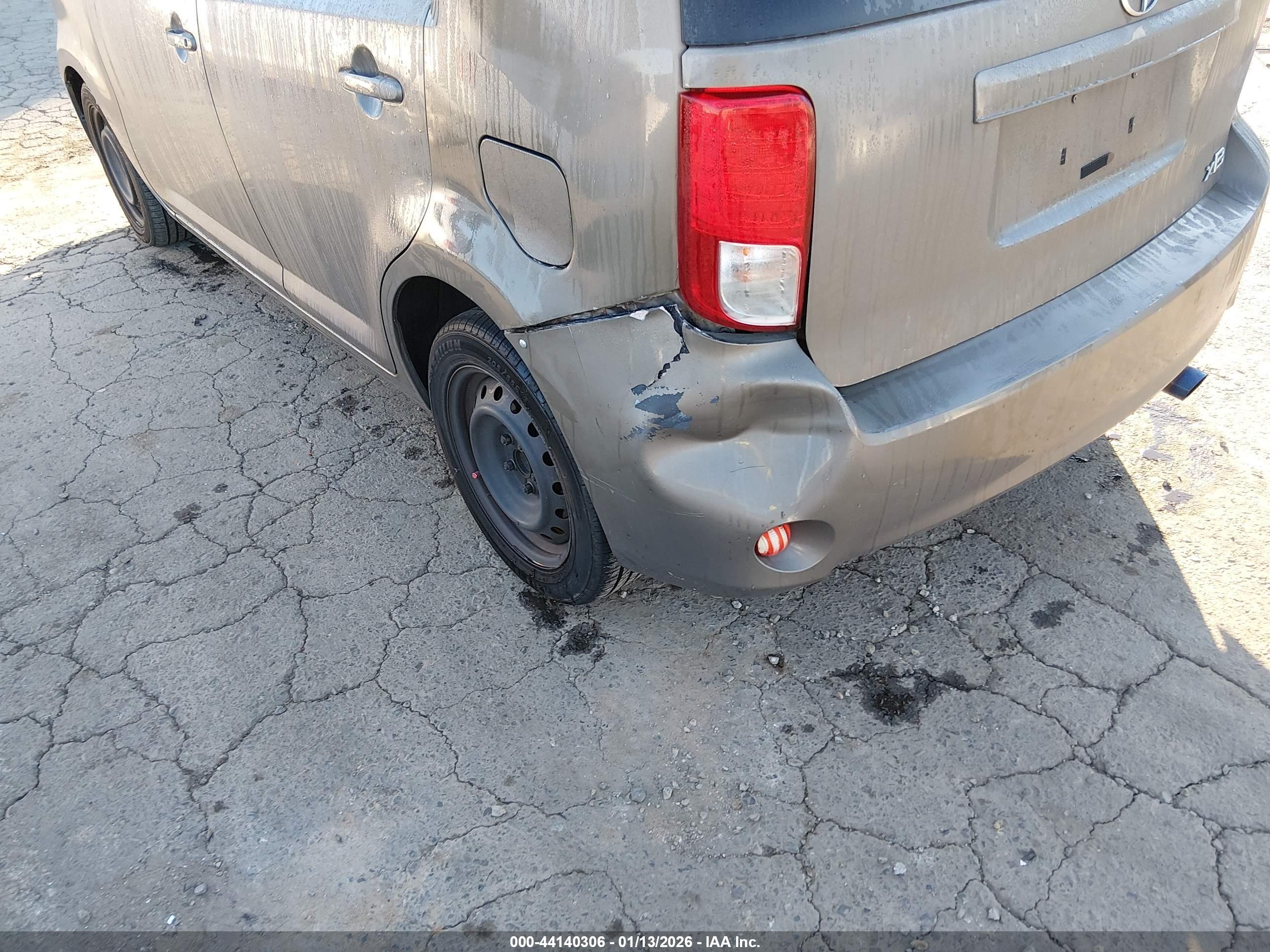 SCION XB image 6