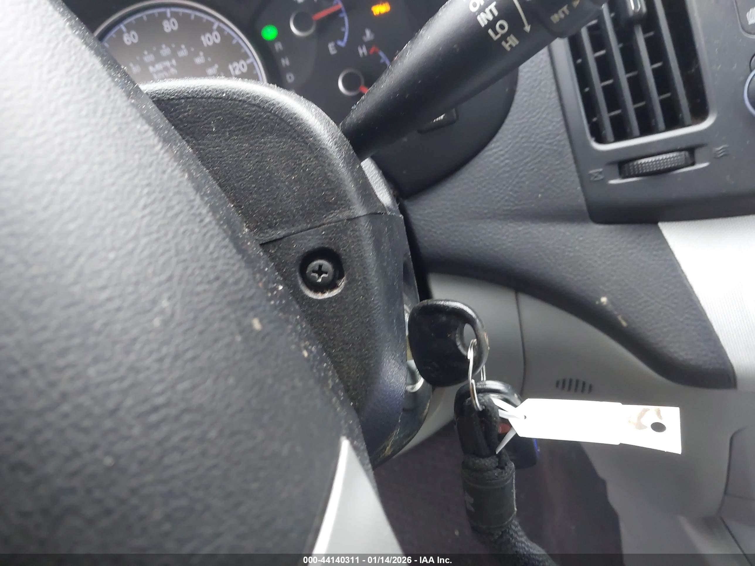 HYUNDAI ELANTRA image 11