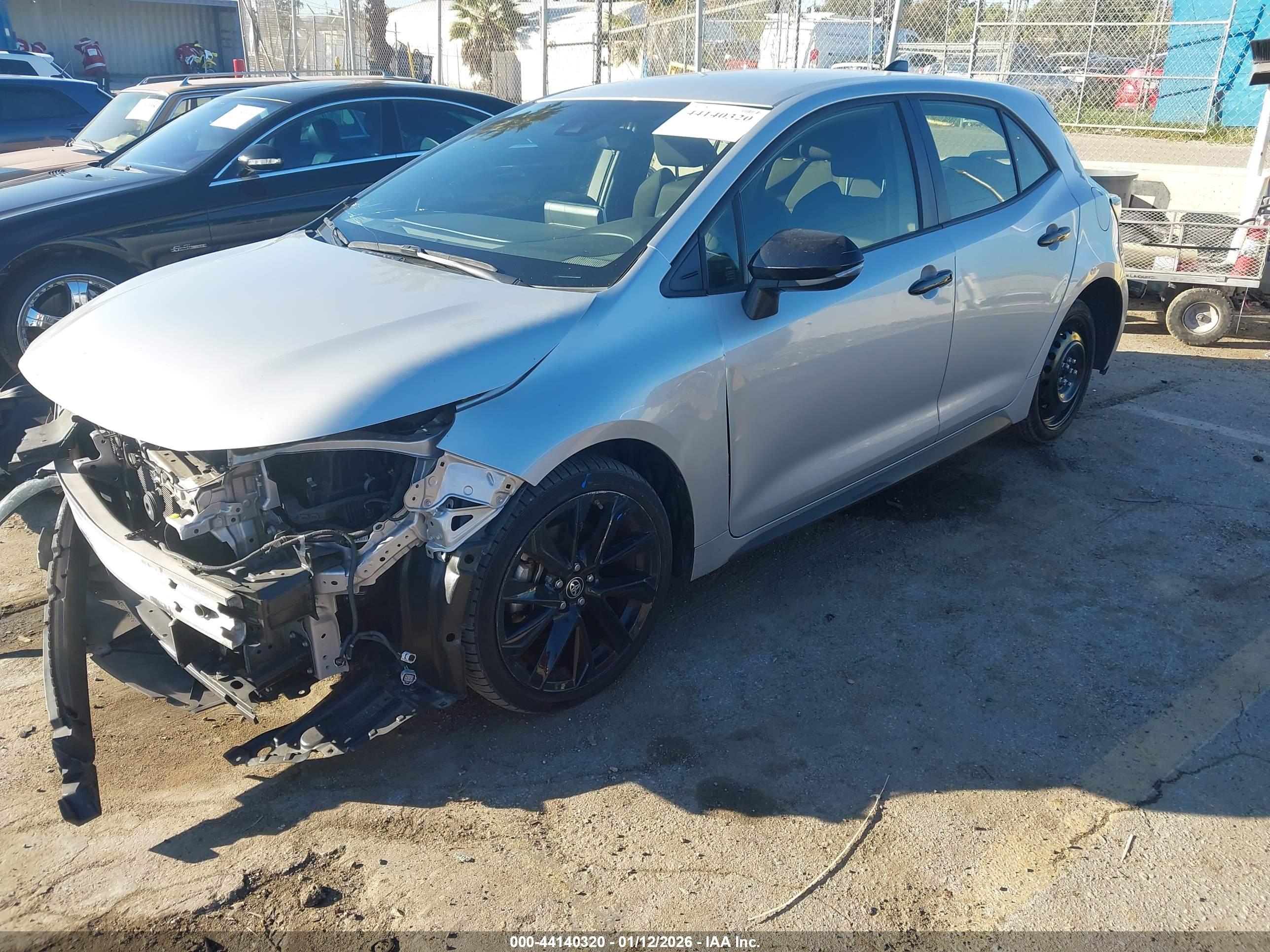 TOYOTA COROLLA image 2