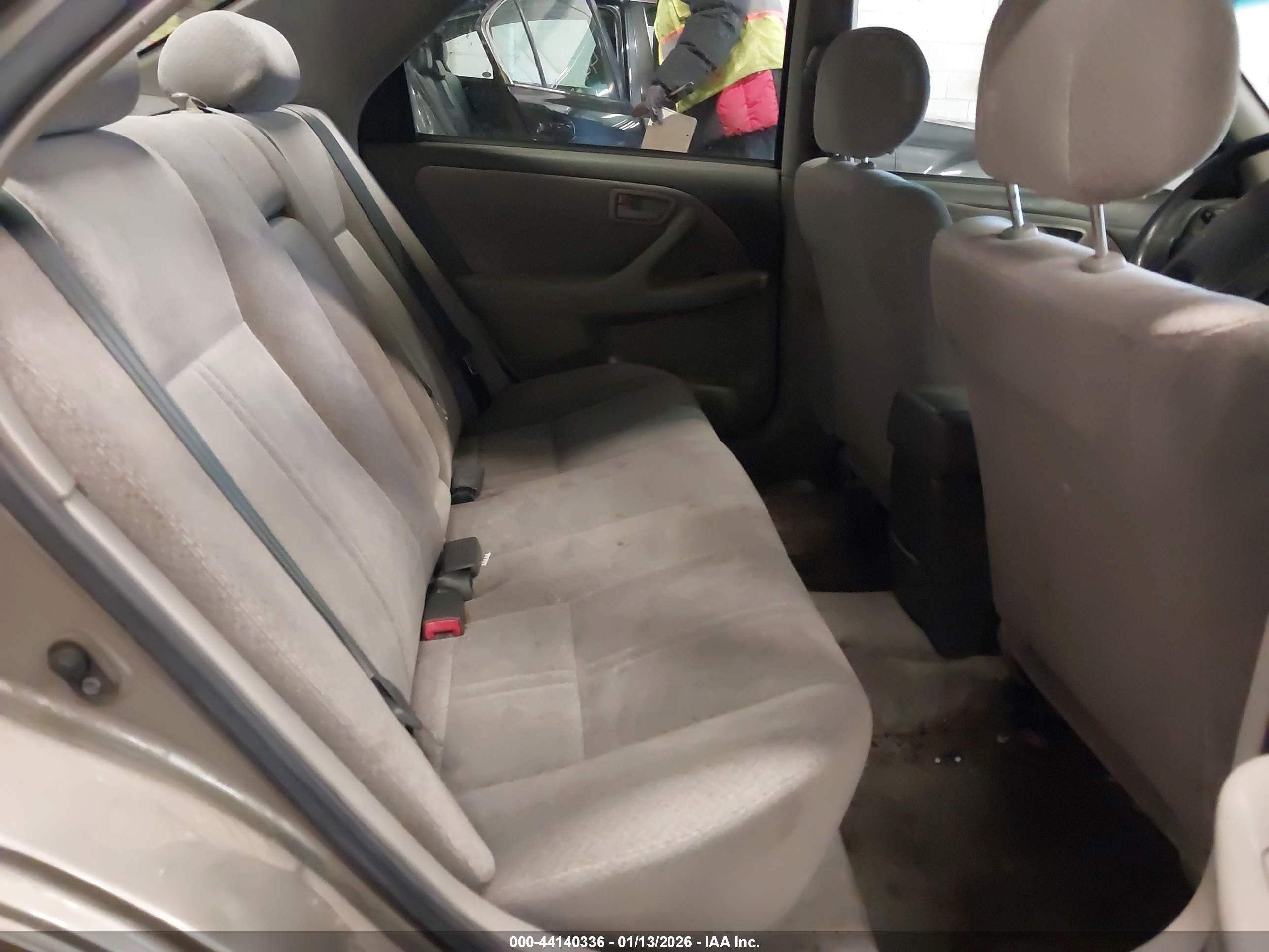 TOYOTA CAMRY image 8