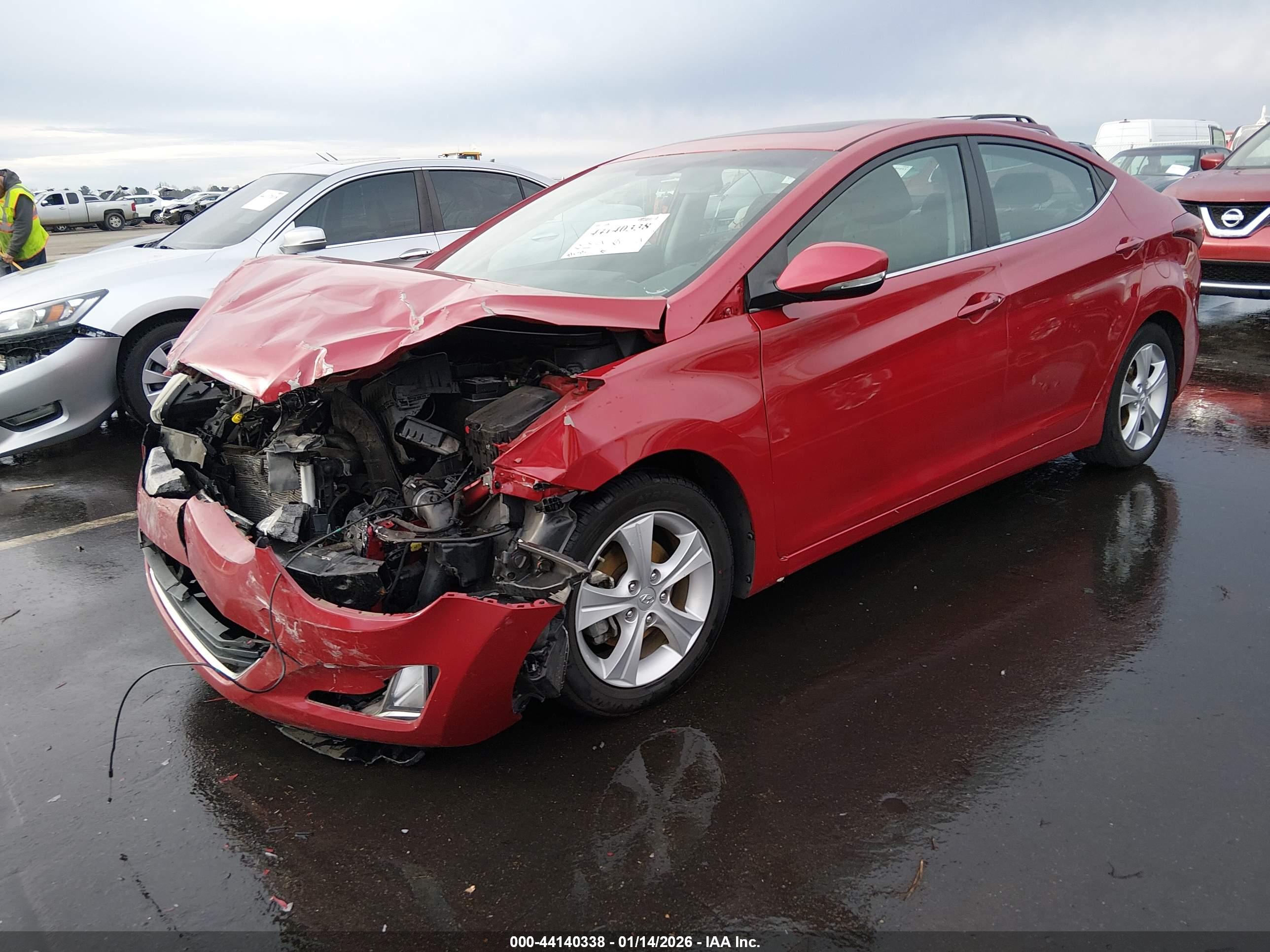 HYUNDAI ELANTRA image 2