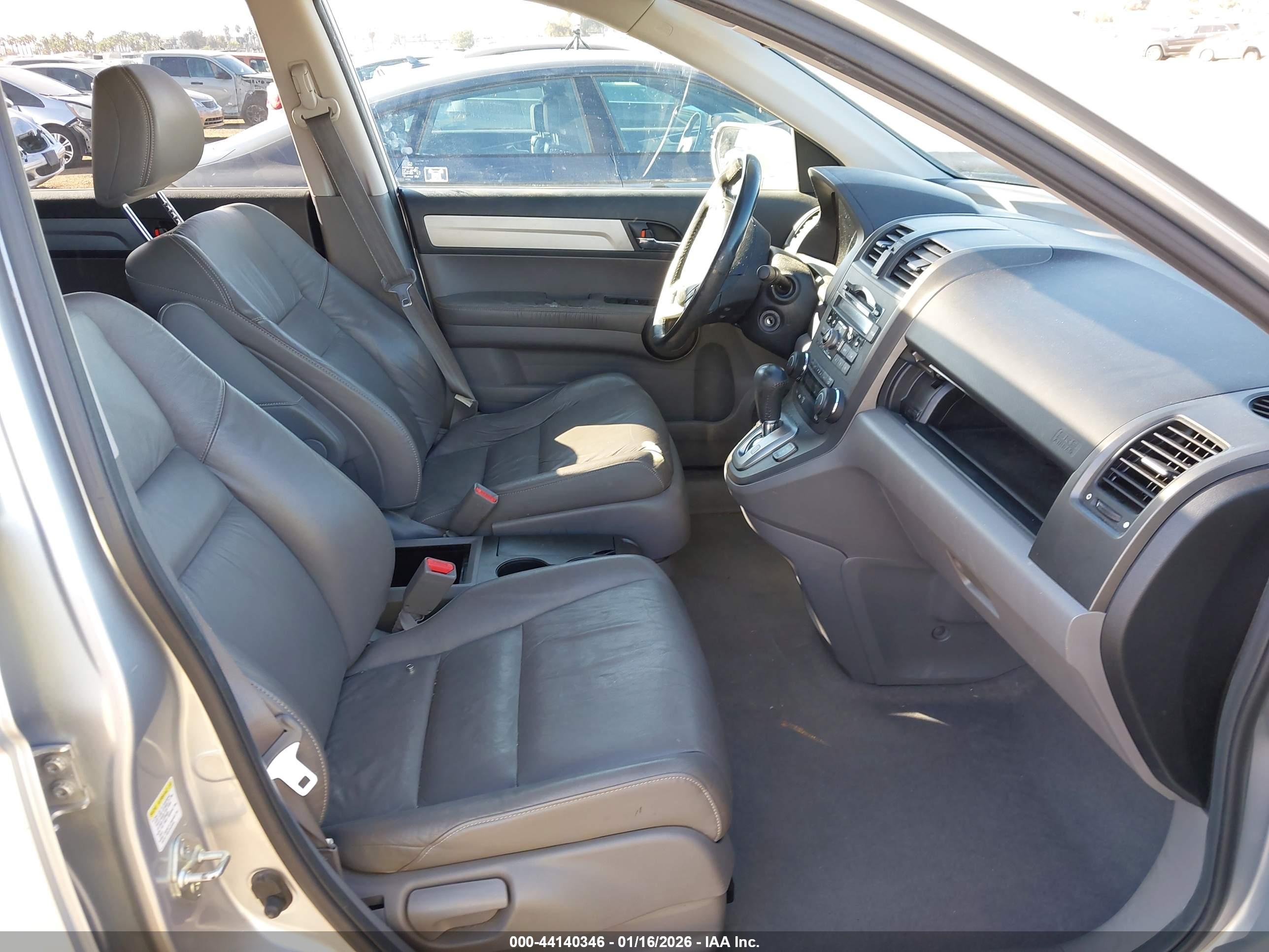 HONDA CR-V image 5