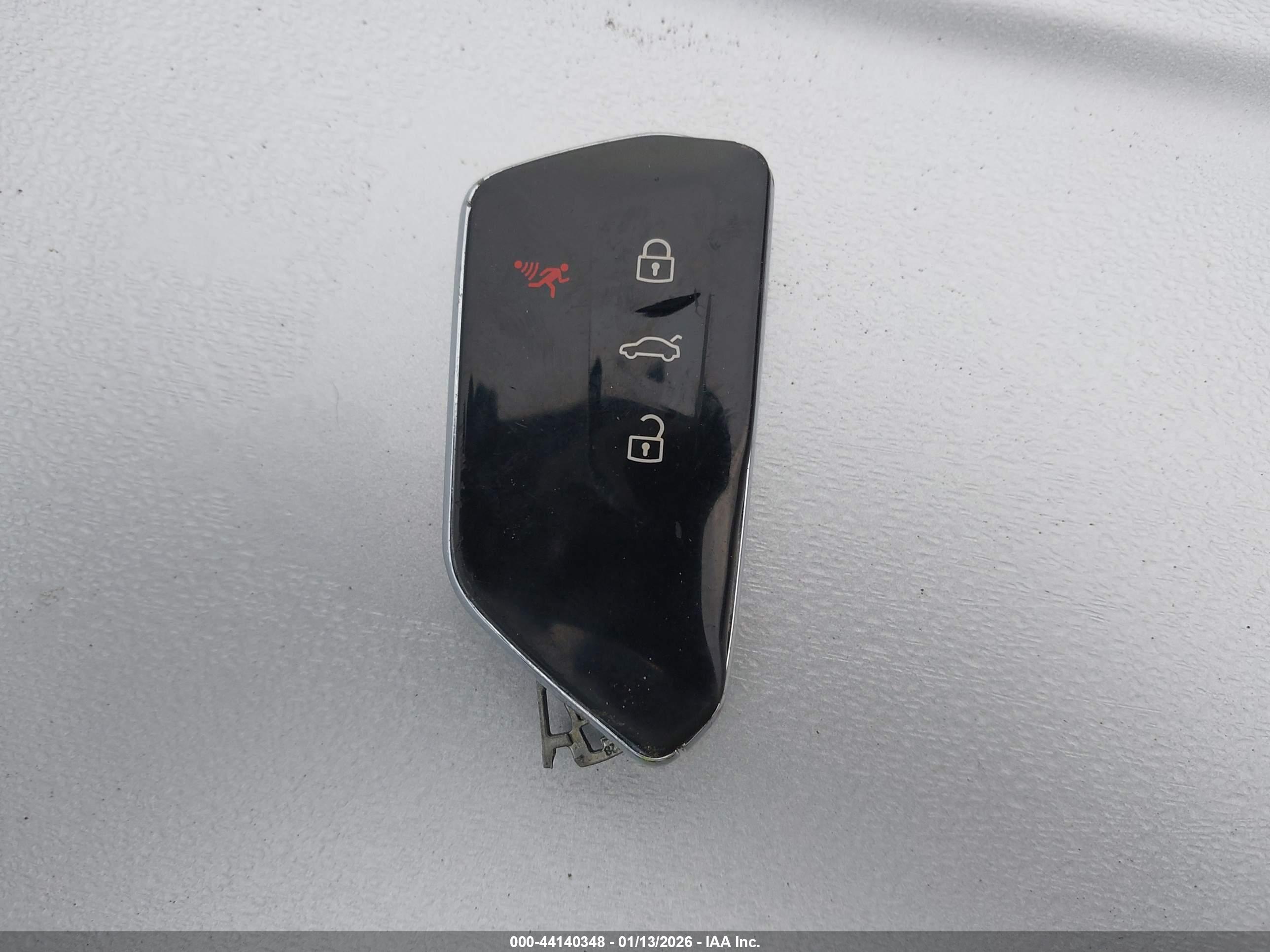 VOLKSWAGEN GOLF image 11