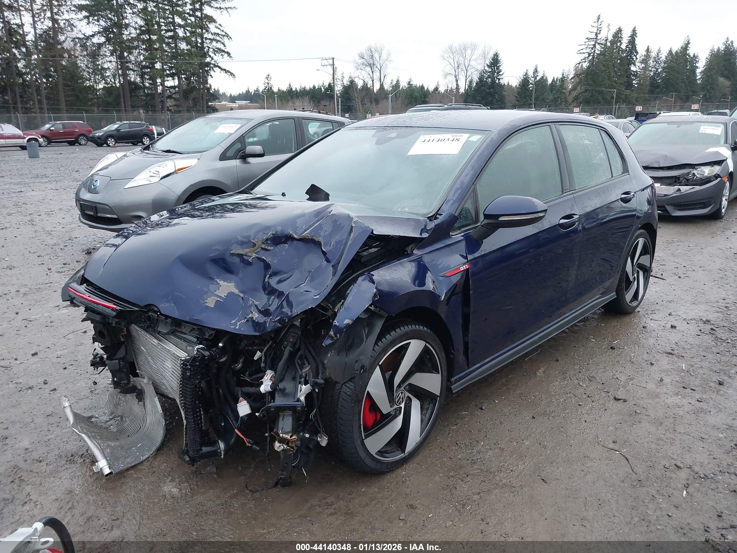 VOLKSWAGEN GOLF image 2