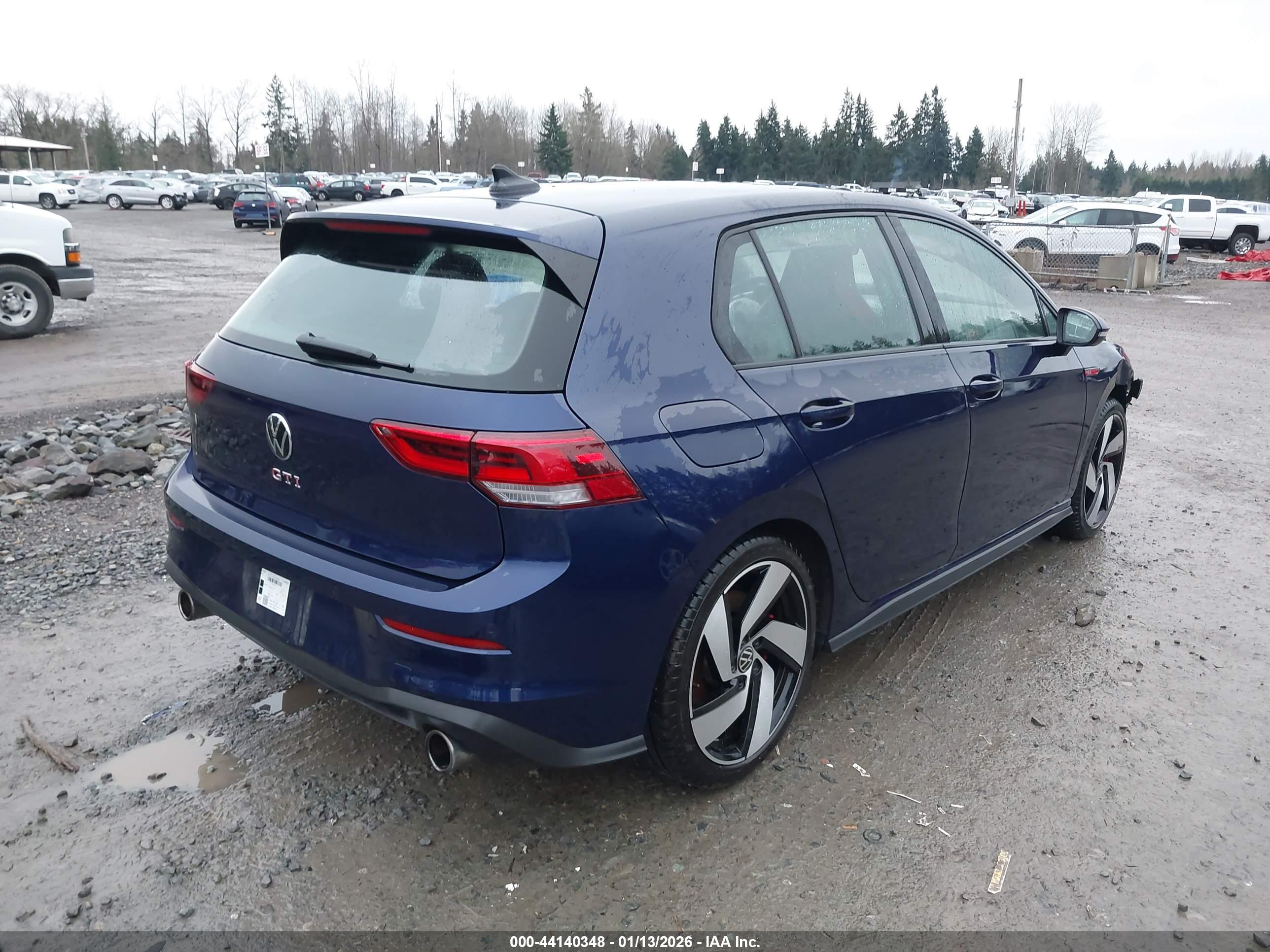 VOLKSWAGEN GOLF image 4