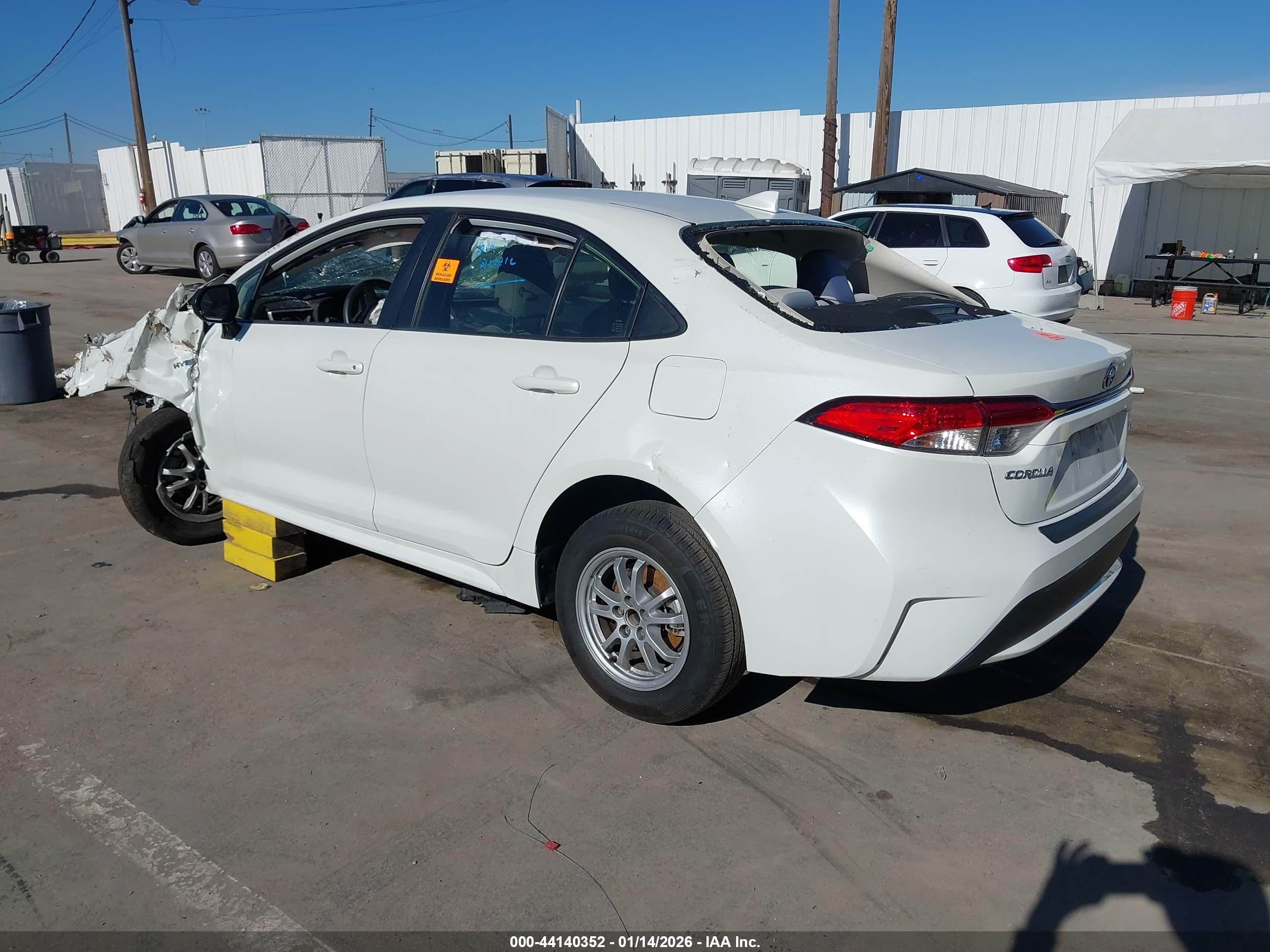 TOYOTA COROLLA image 3