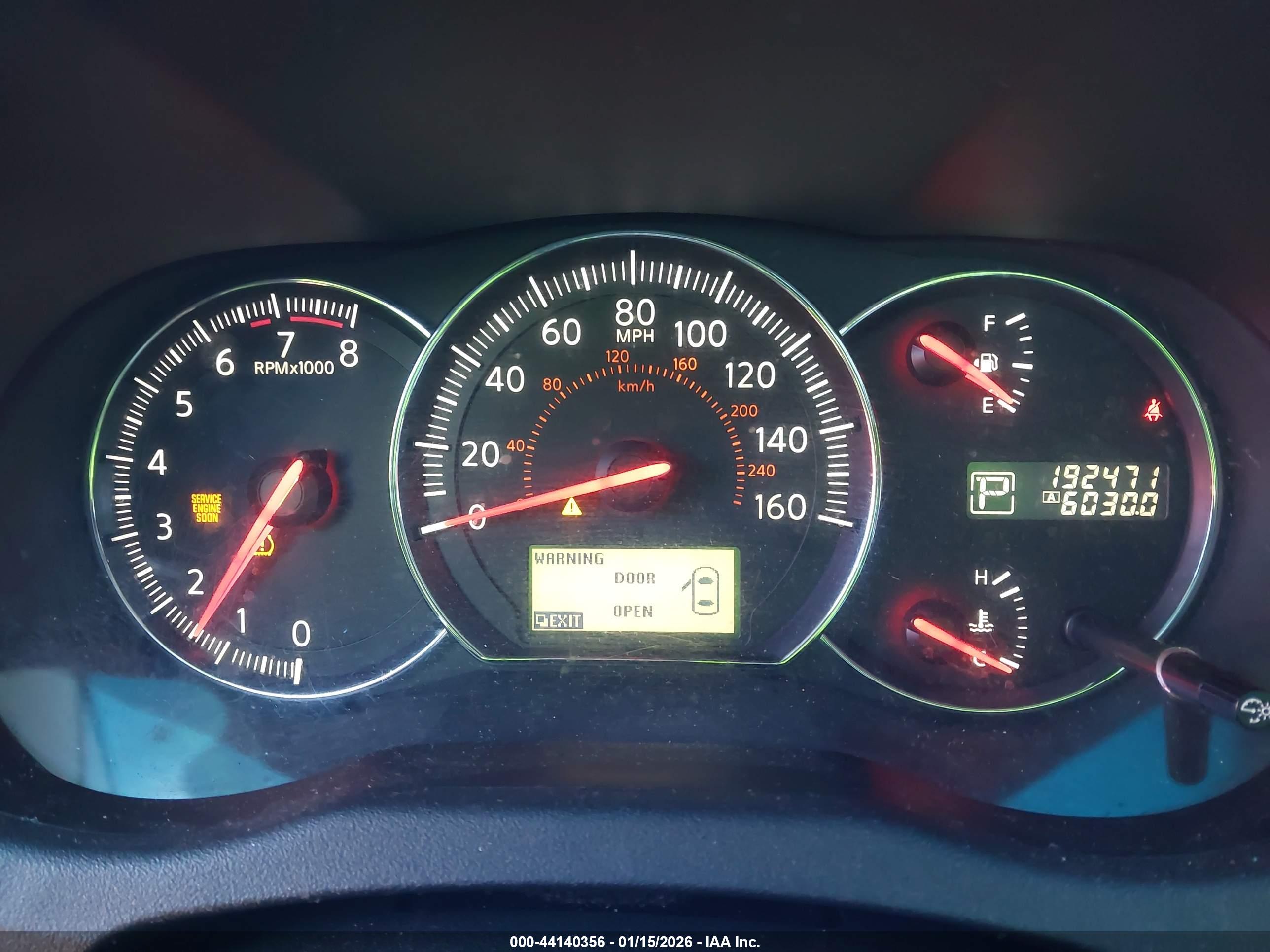 NISSAN MAXIMA image 7