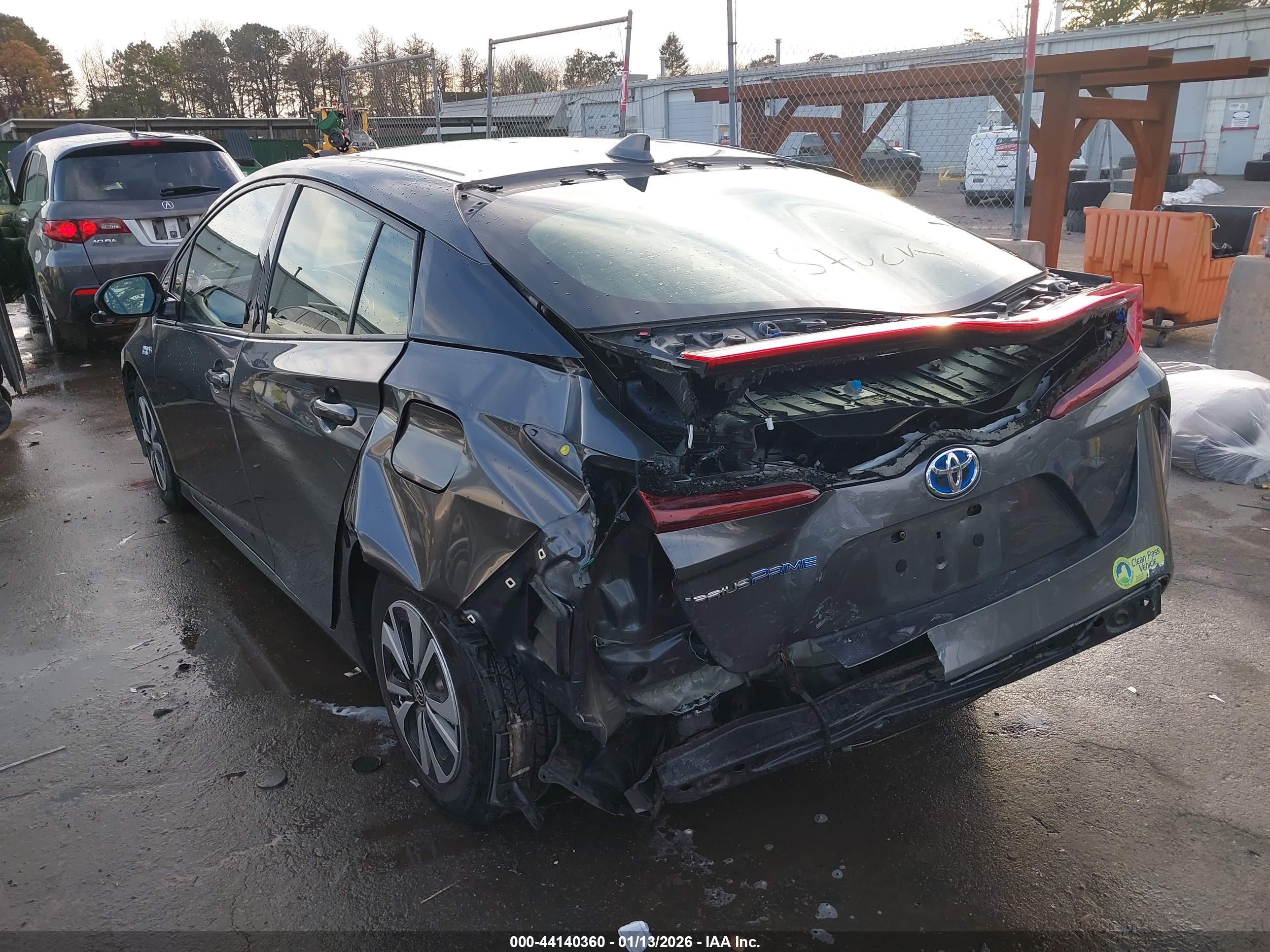 TOYOTA PRIUS image 6