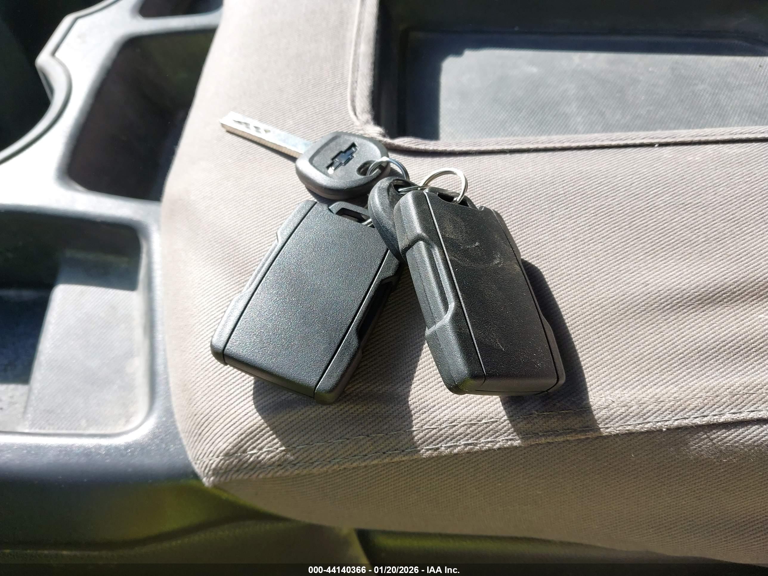 CHEVROLET SILVERADO image 11