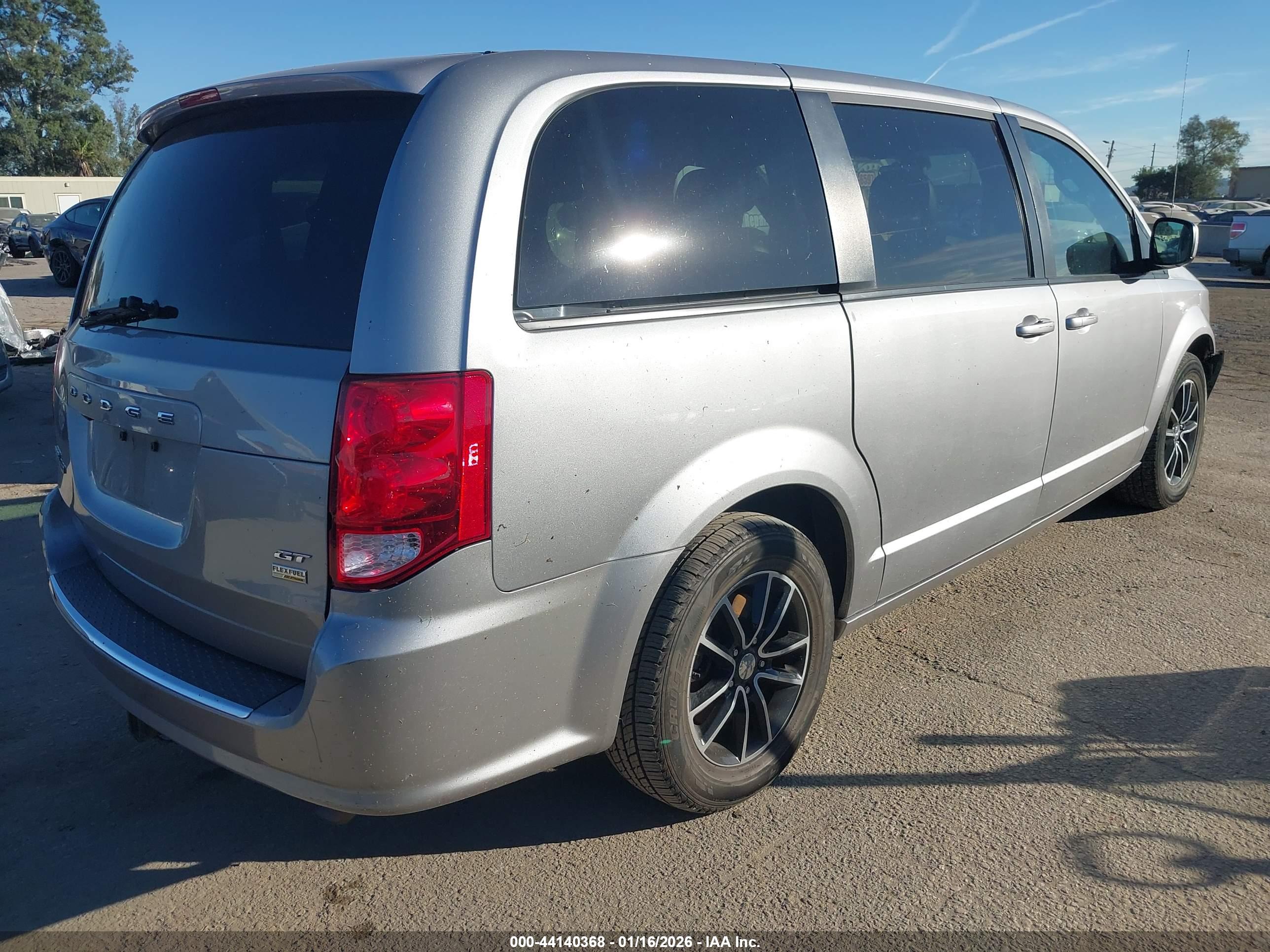 DODGE GRAND image 4