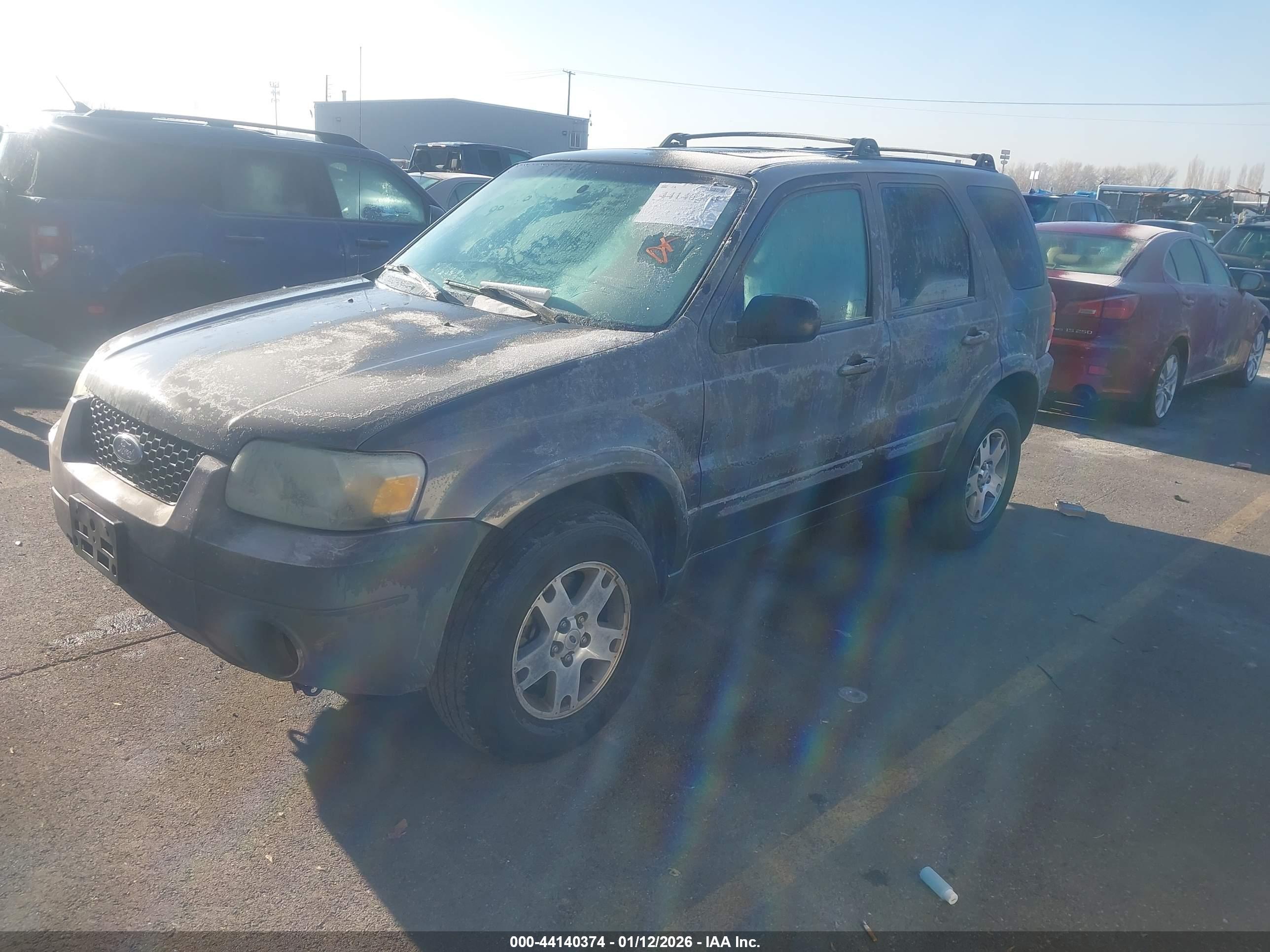FORD ESCAPE image 2