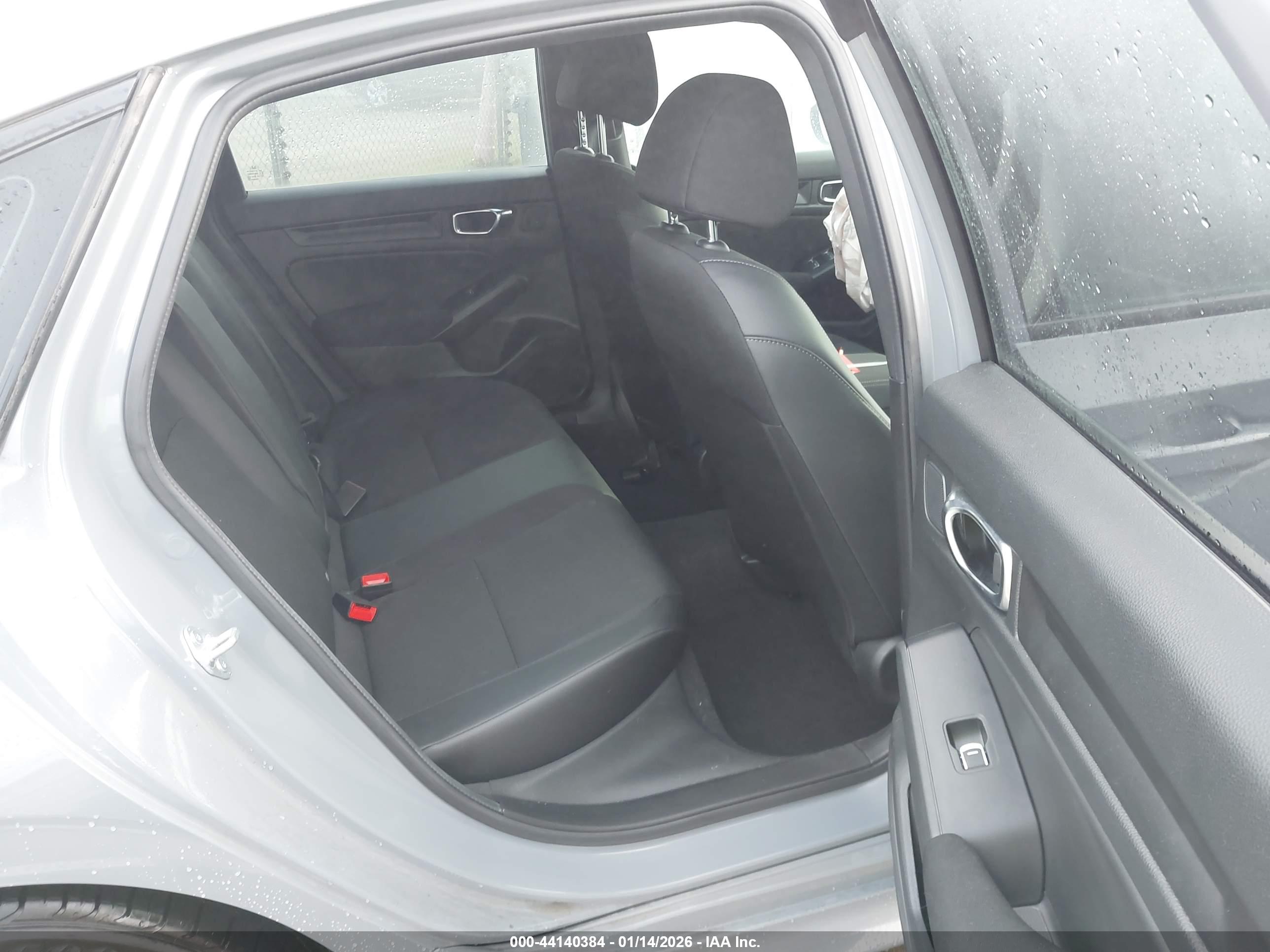HONDA CIVIC image 8