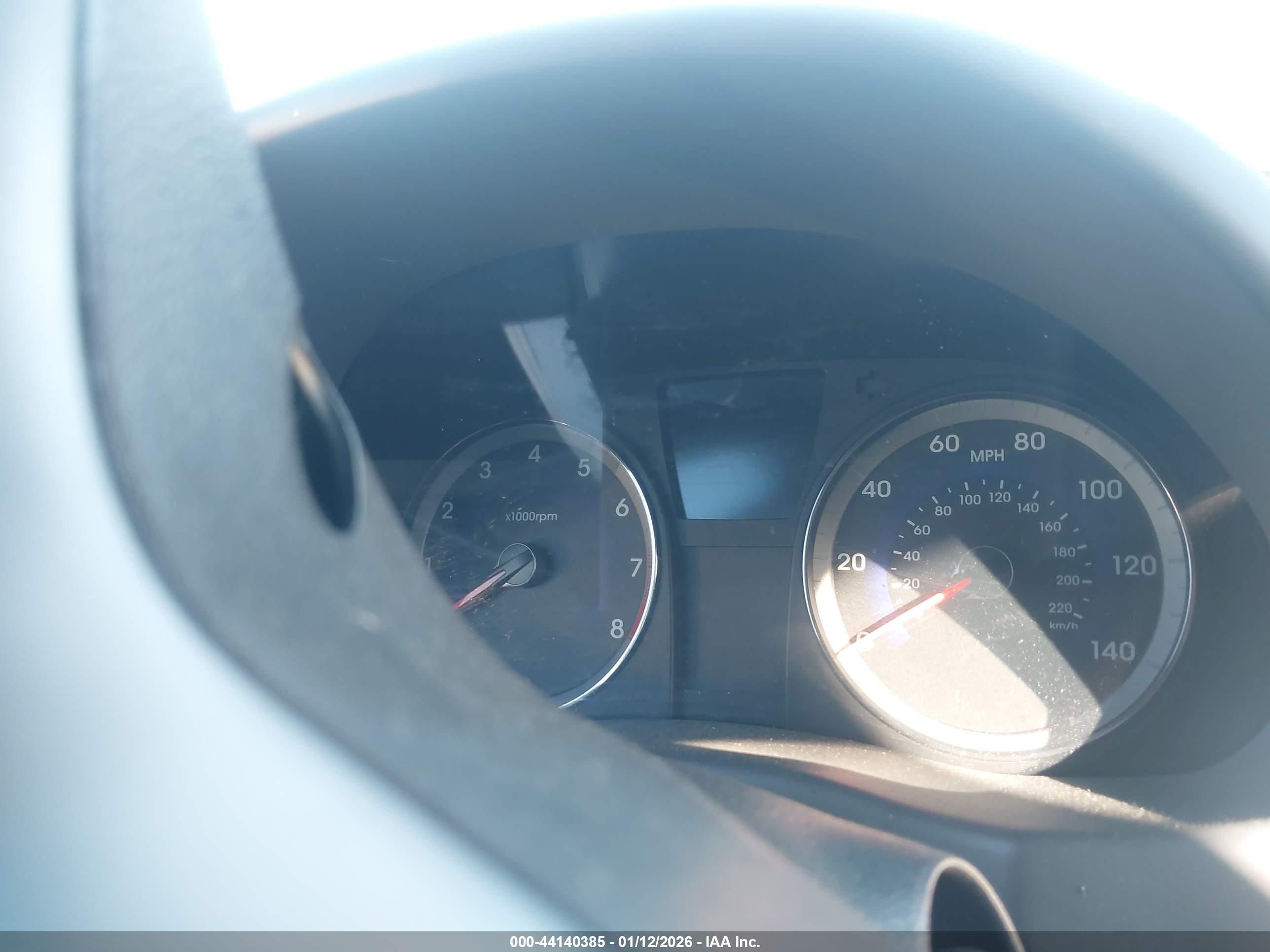 HYUNDAI ACCENT image 7