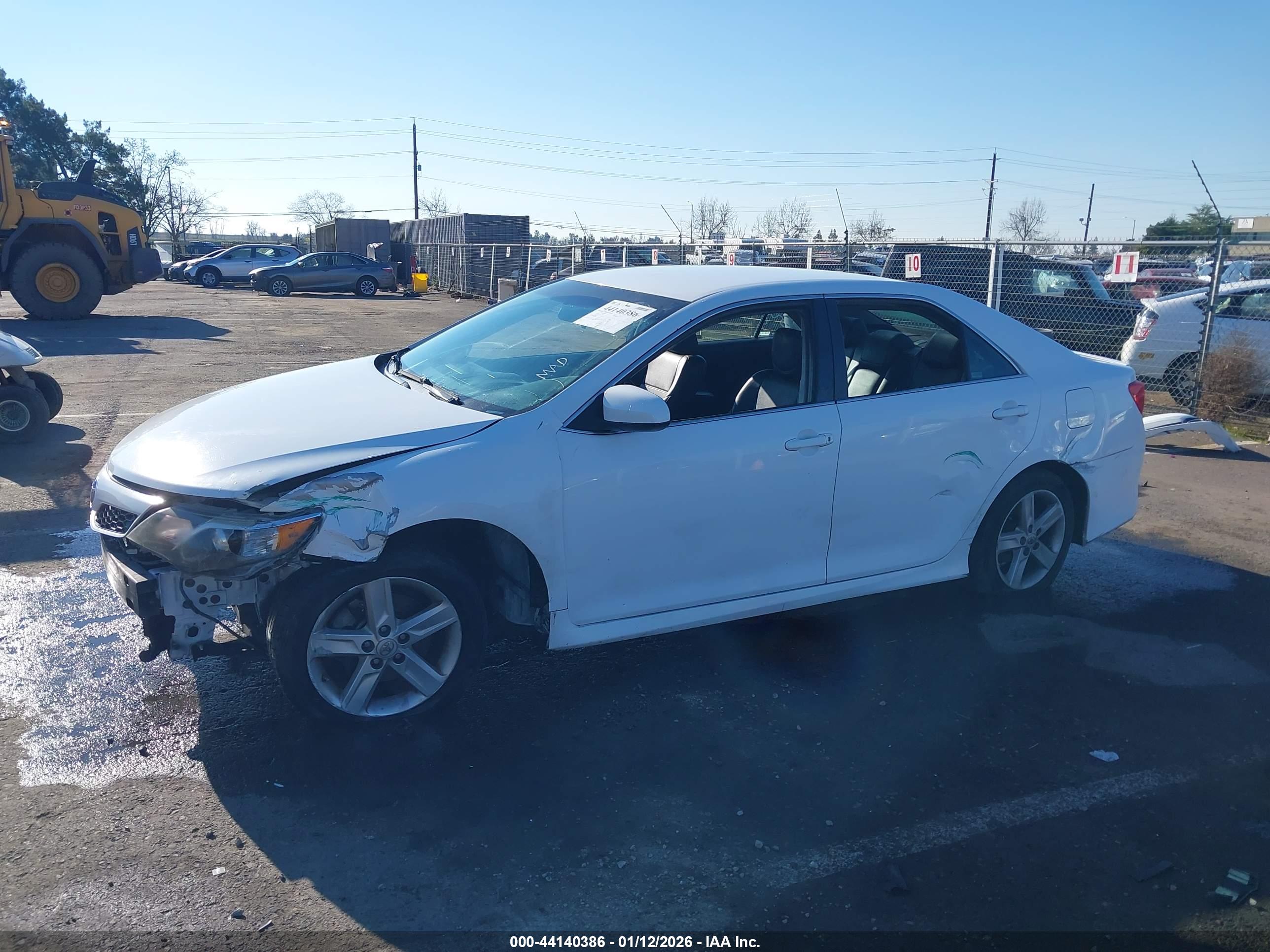 TOYOTA CAMRY image 6