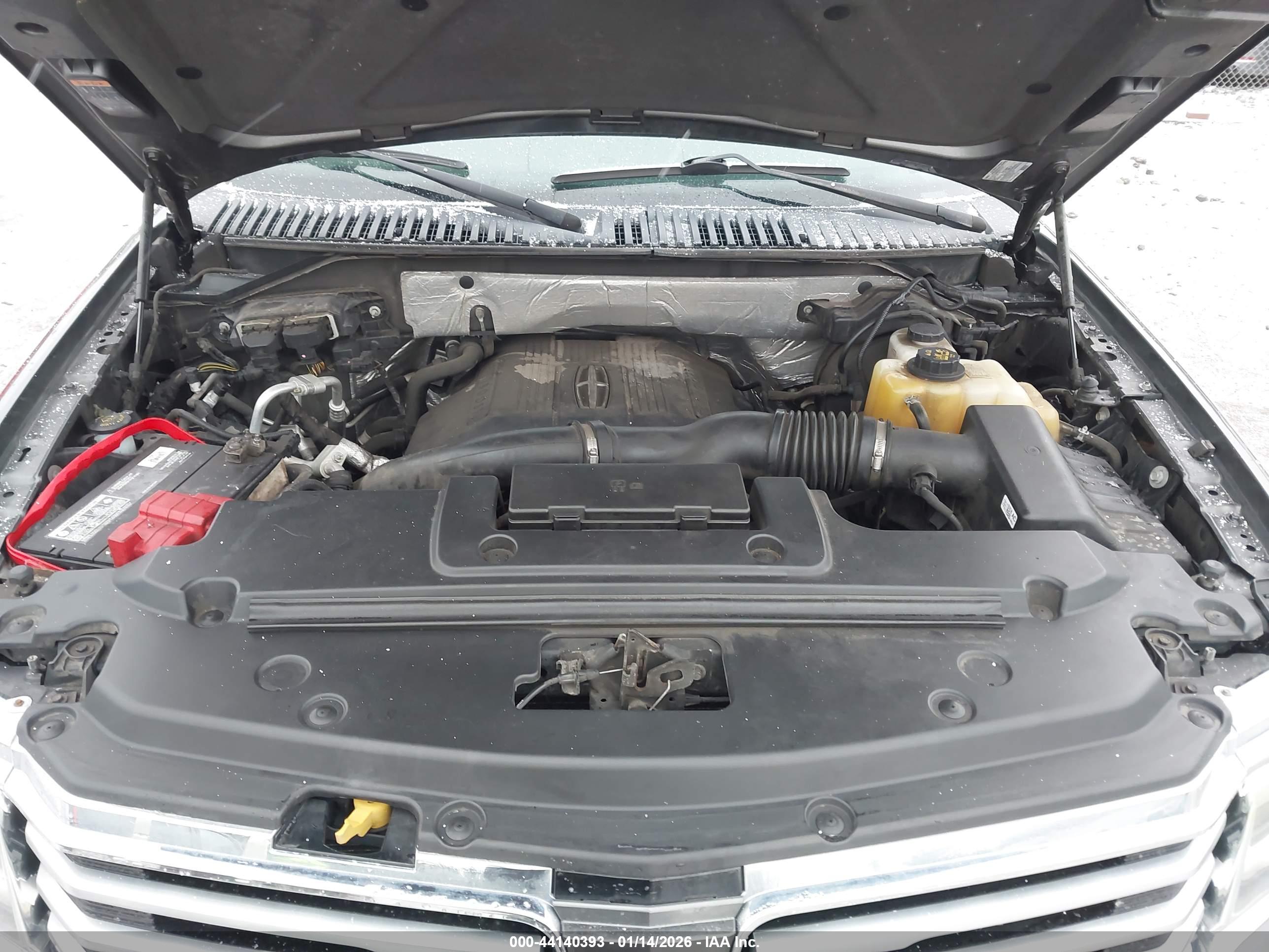 LINCOLN NAVIGATOR image 10