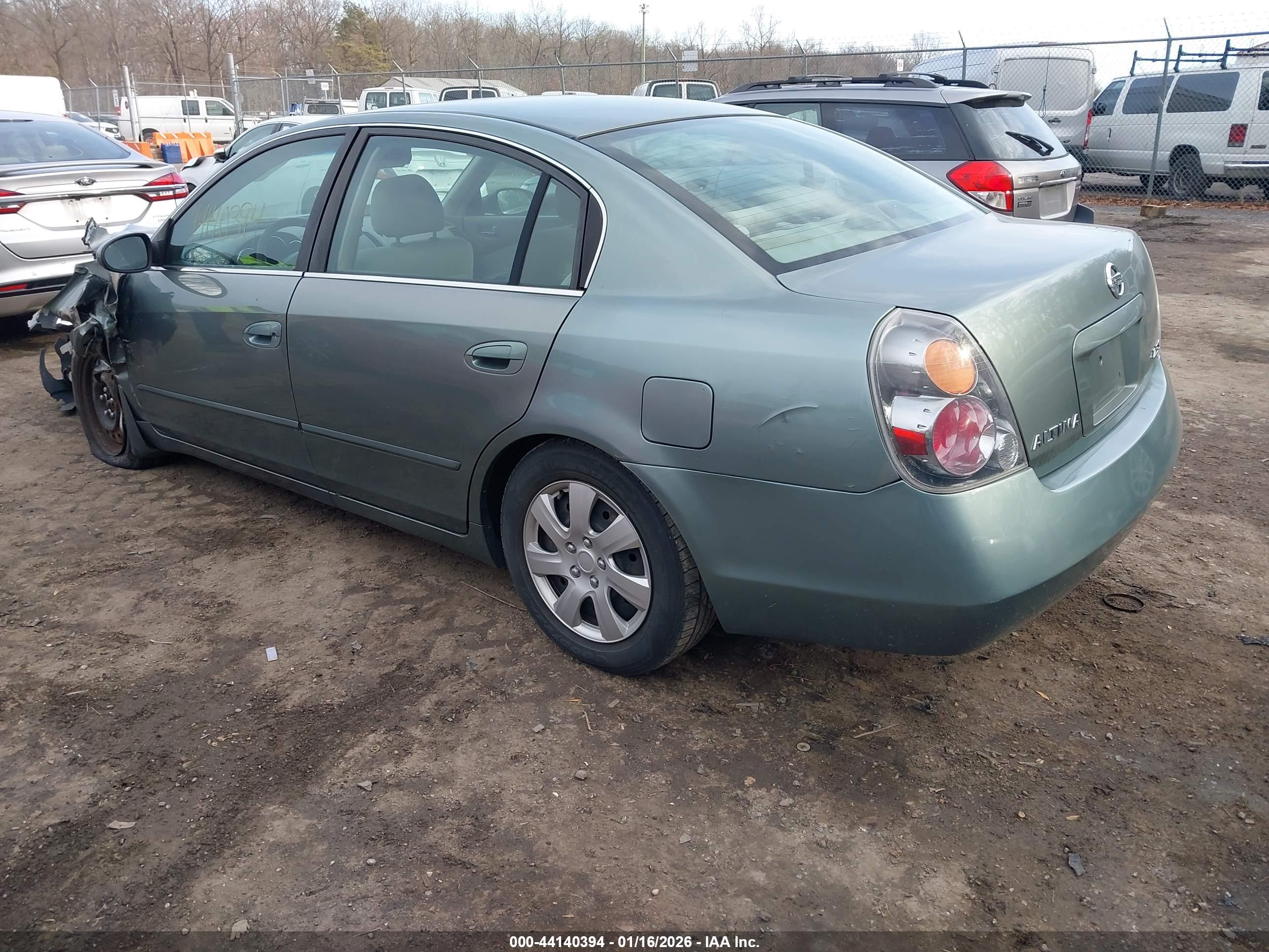 NISSAN ALTIMA image 3
