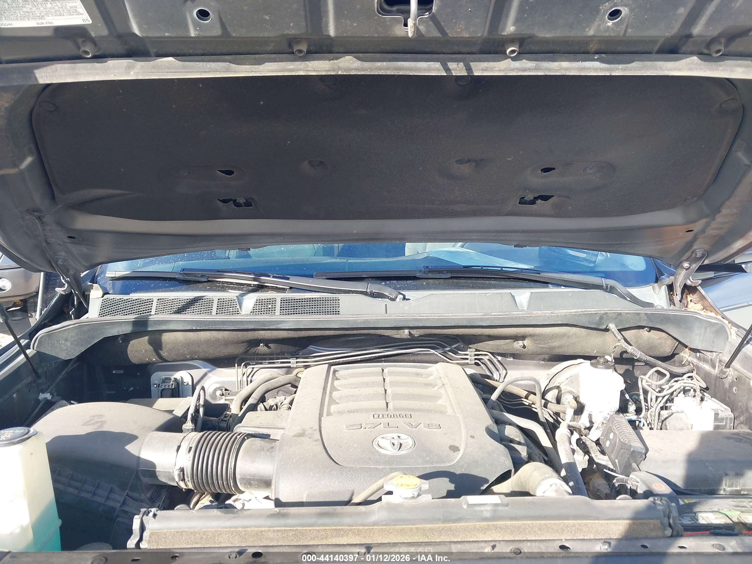 TOYOTA TUNDRA image 10