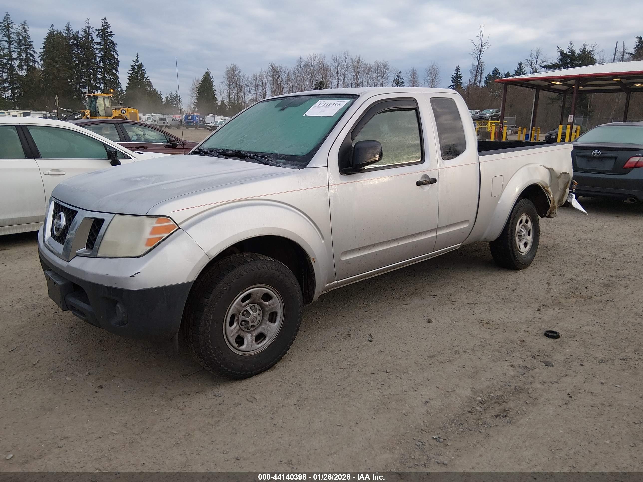 NISSAN FRONTIER image 2