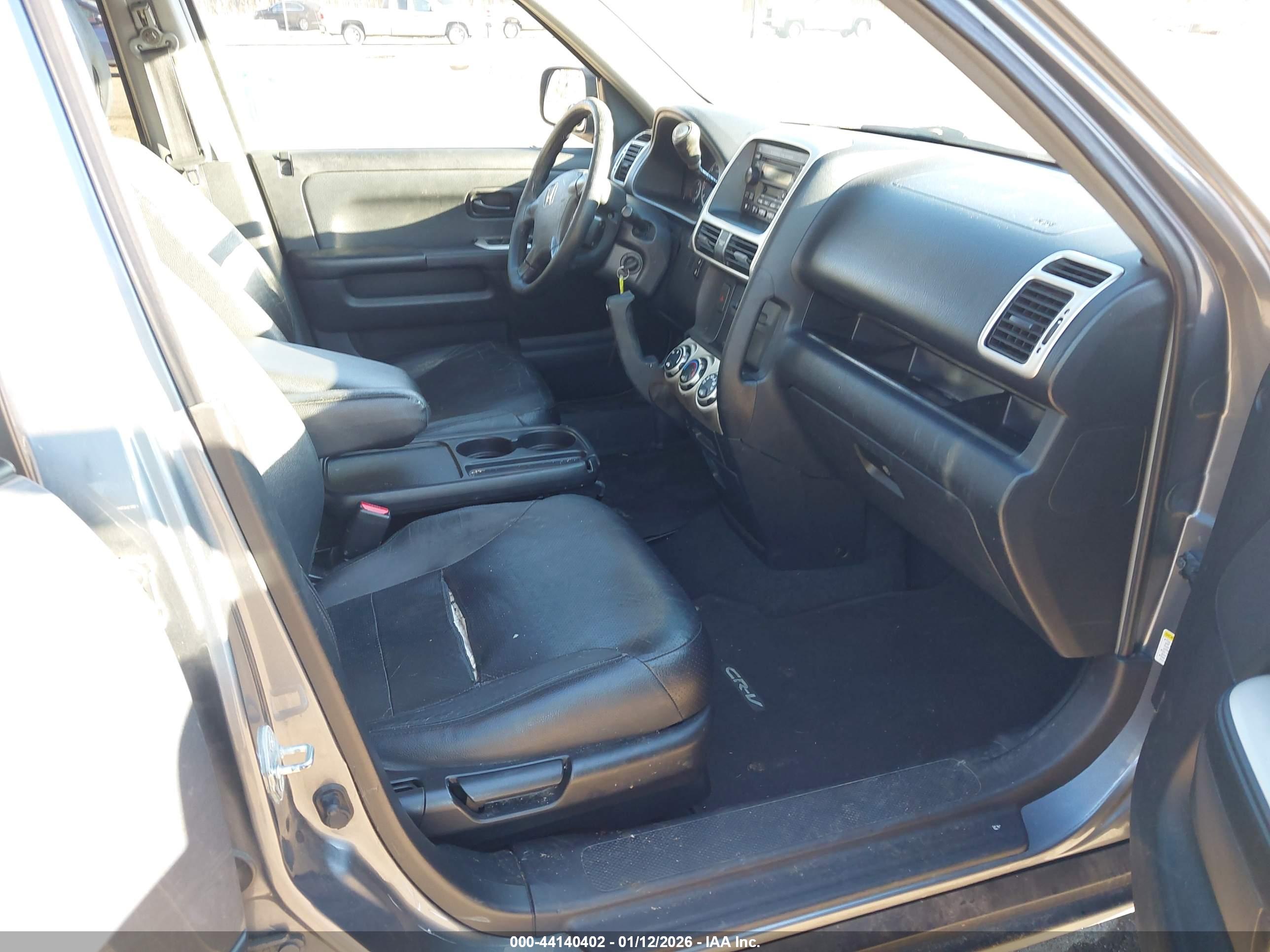 HONDA CR-V image 5