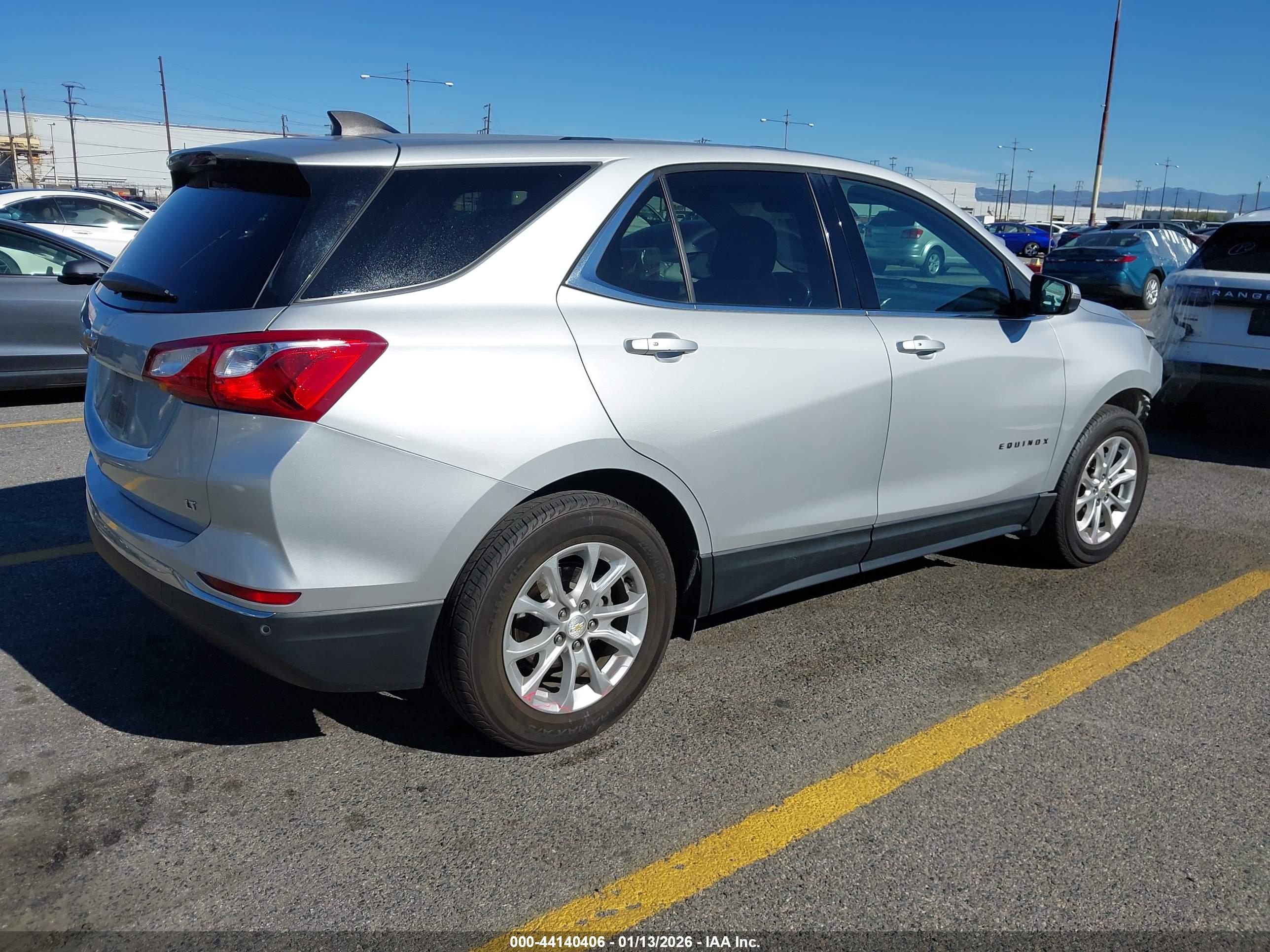 CHEVROLET EQUINOX image 4