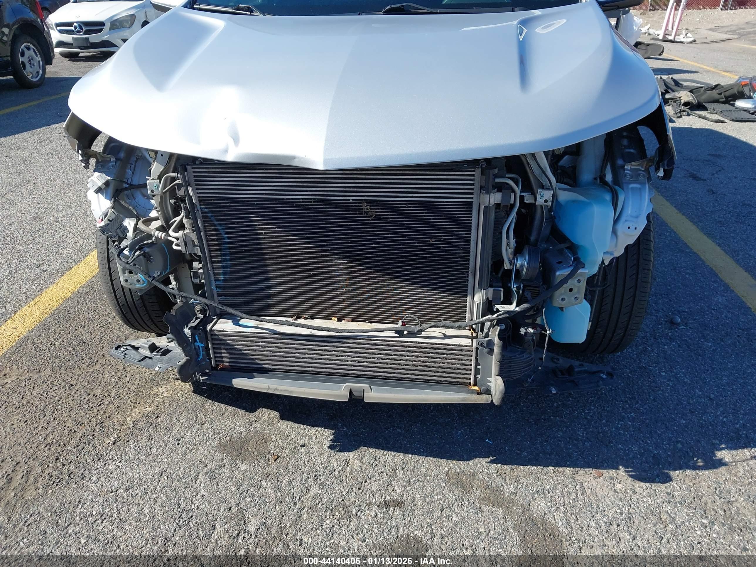 CHEVROLET EQUINOX image 6
