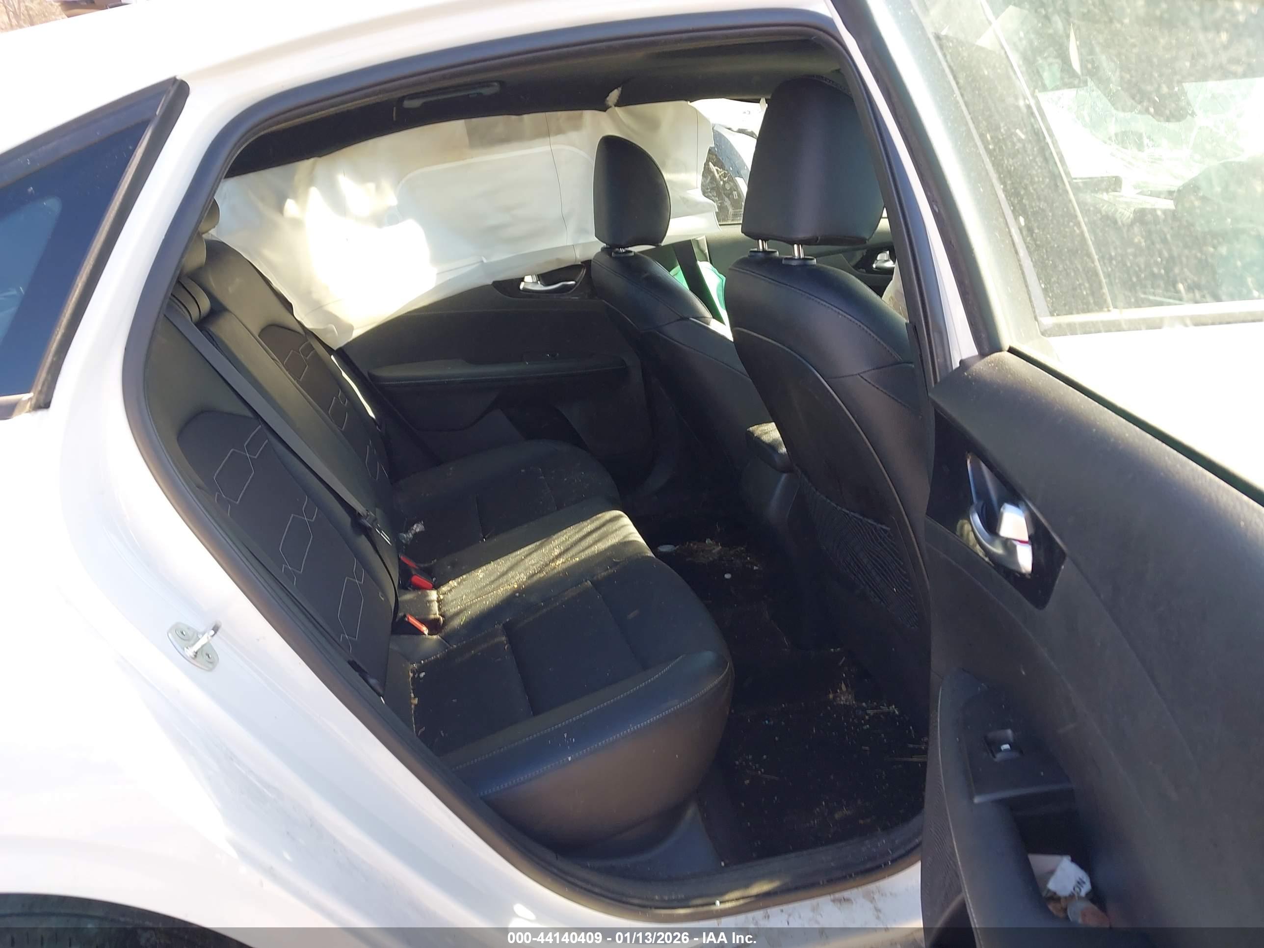 KIA FORTE image 8