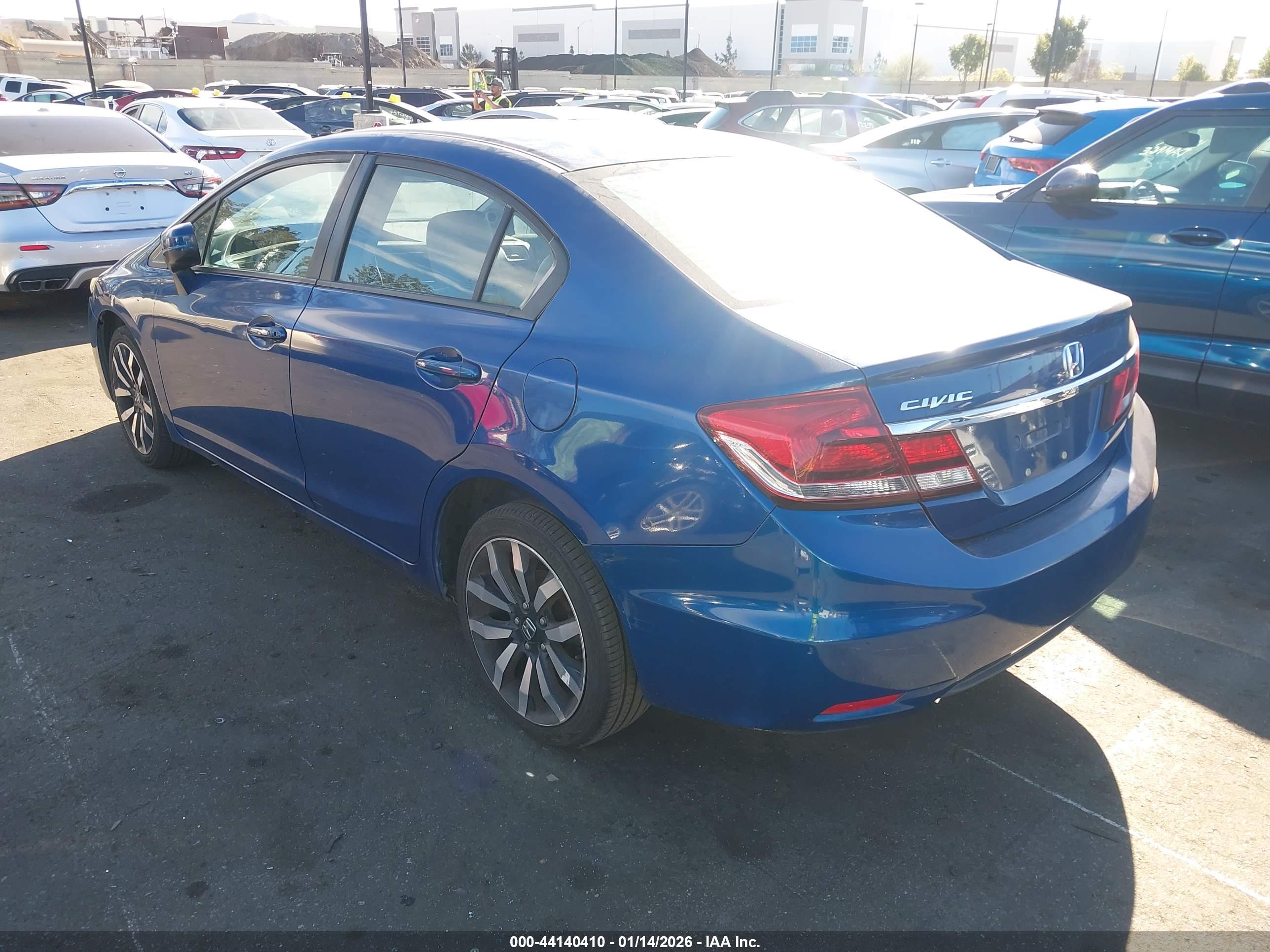 HONDA CIVIC image 3
