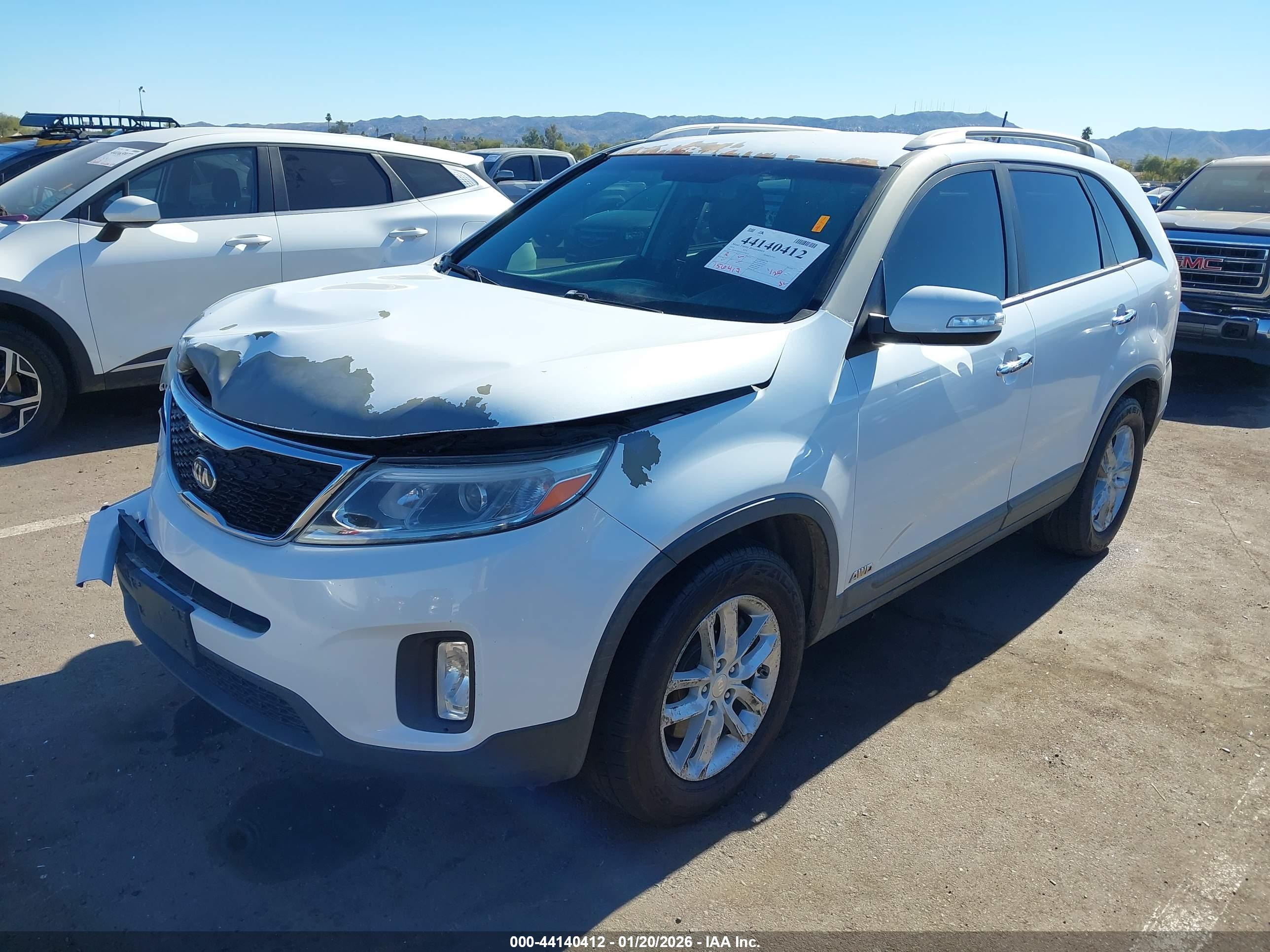 KIA SORENTO image 2