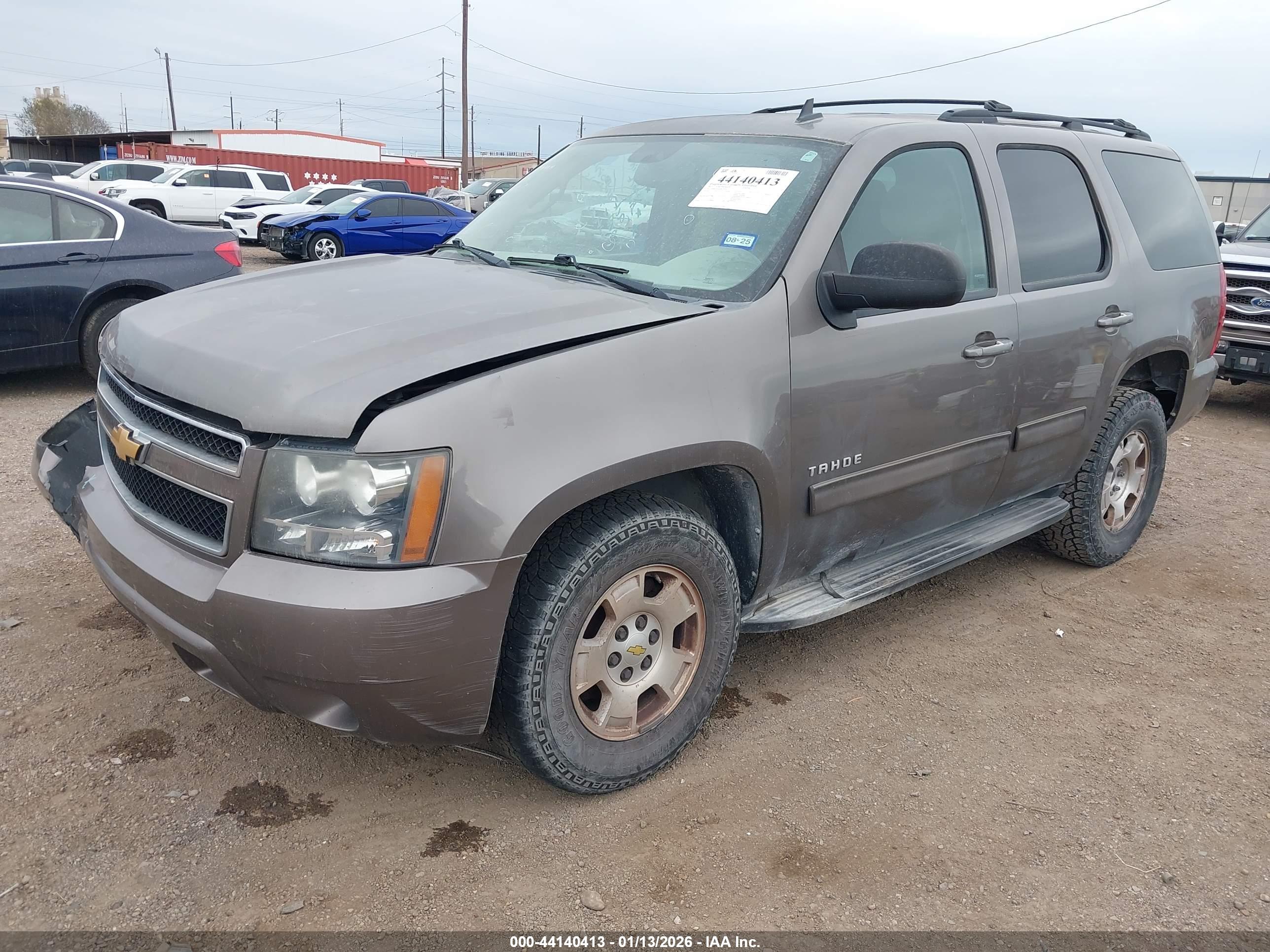 CHEVROLET TAHOE image 2