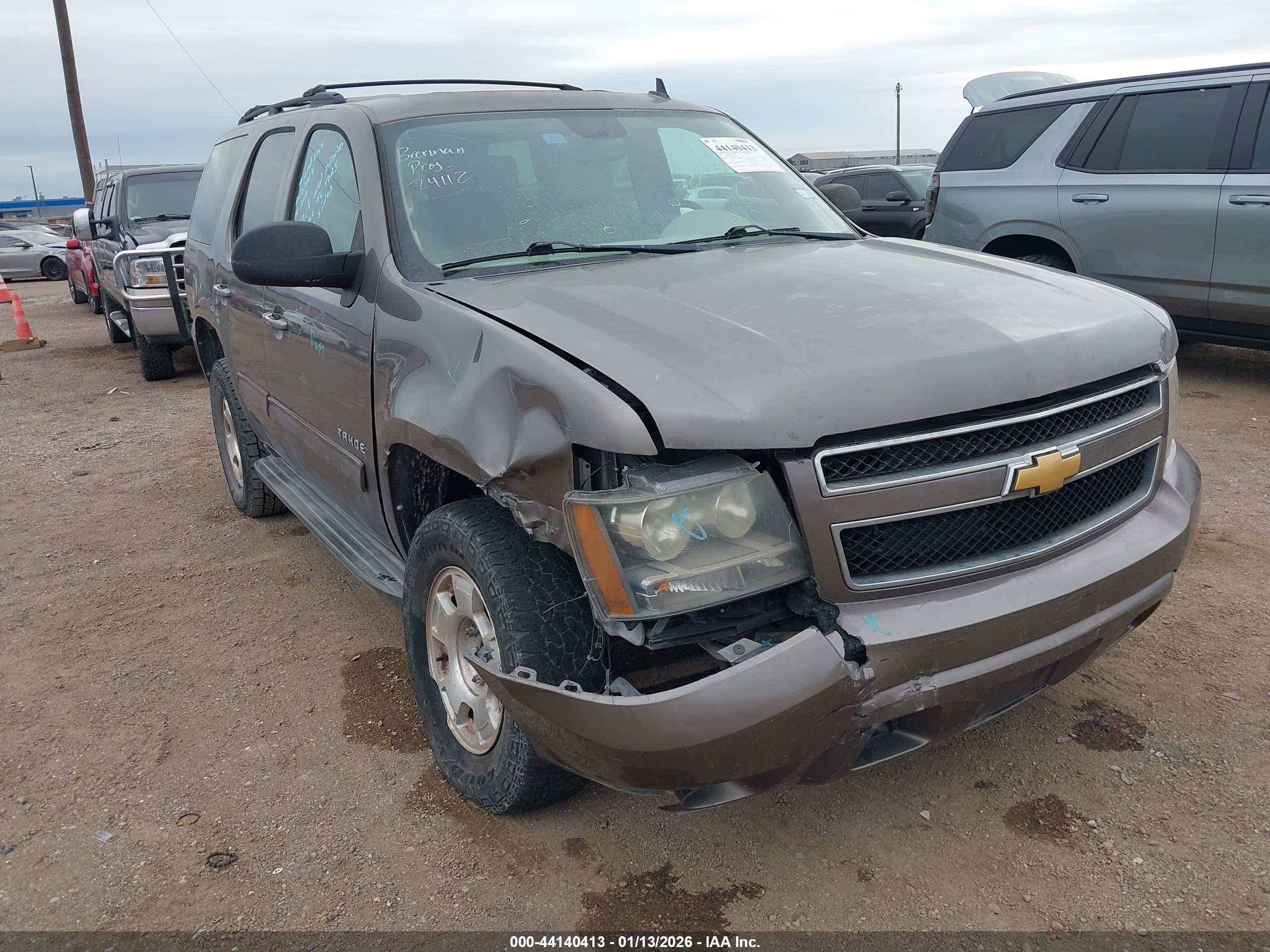 CHEVROLET TAHOE image 6
