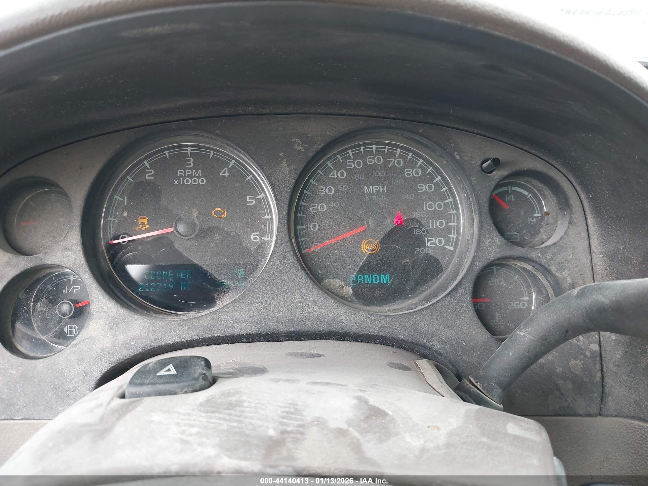 CHEVROLET TAHOE image 7