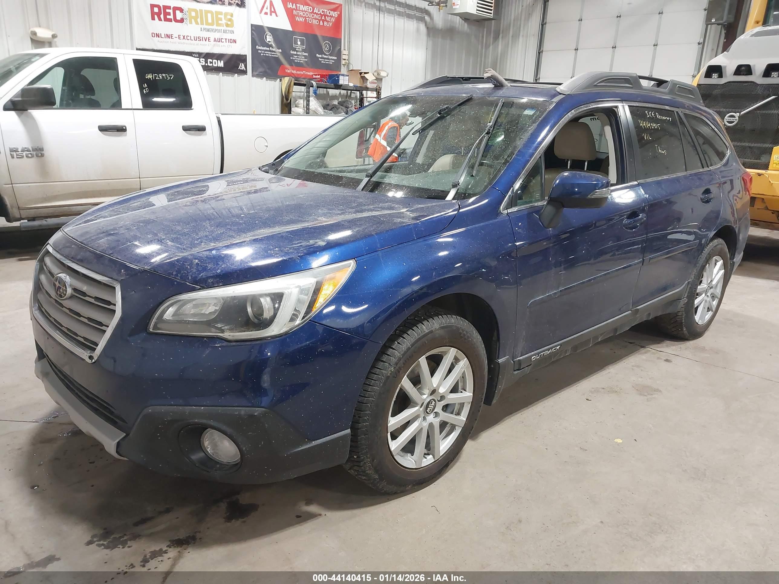 SUBARU OUTBACK image 2