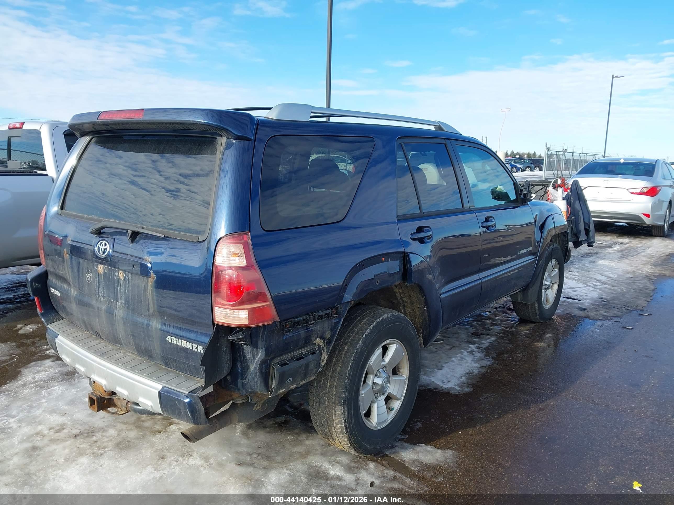TOYOTA 4RUNNER image 4