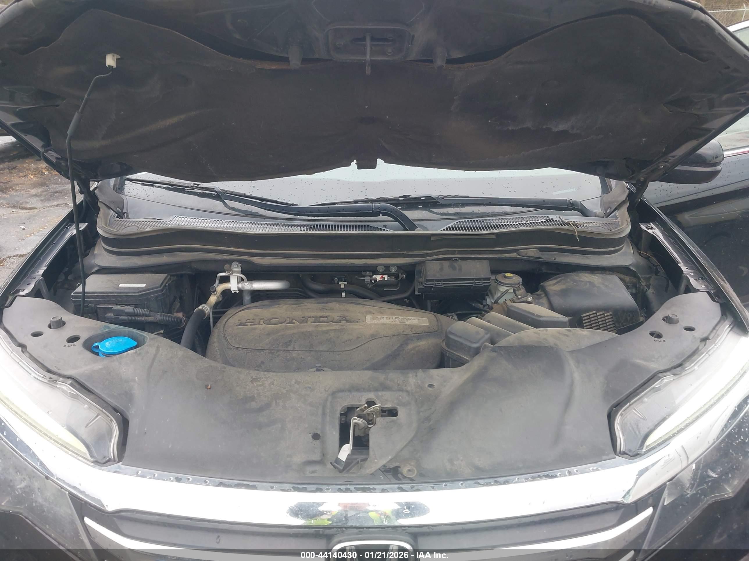 HONDA PILOT image 10