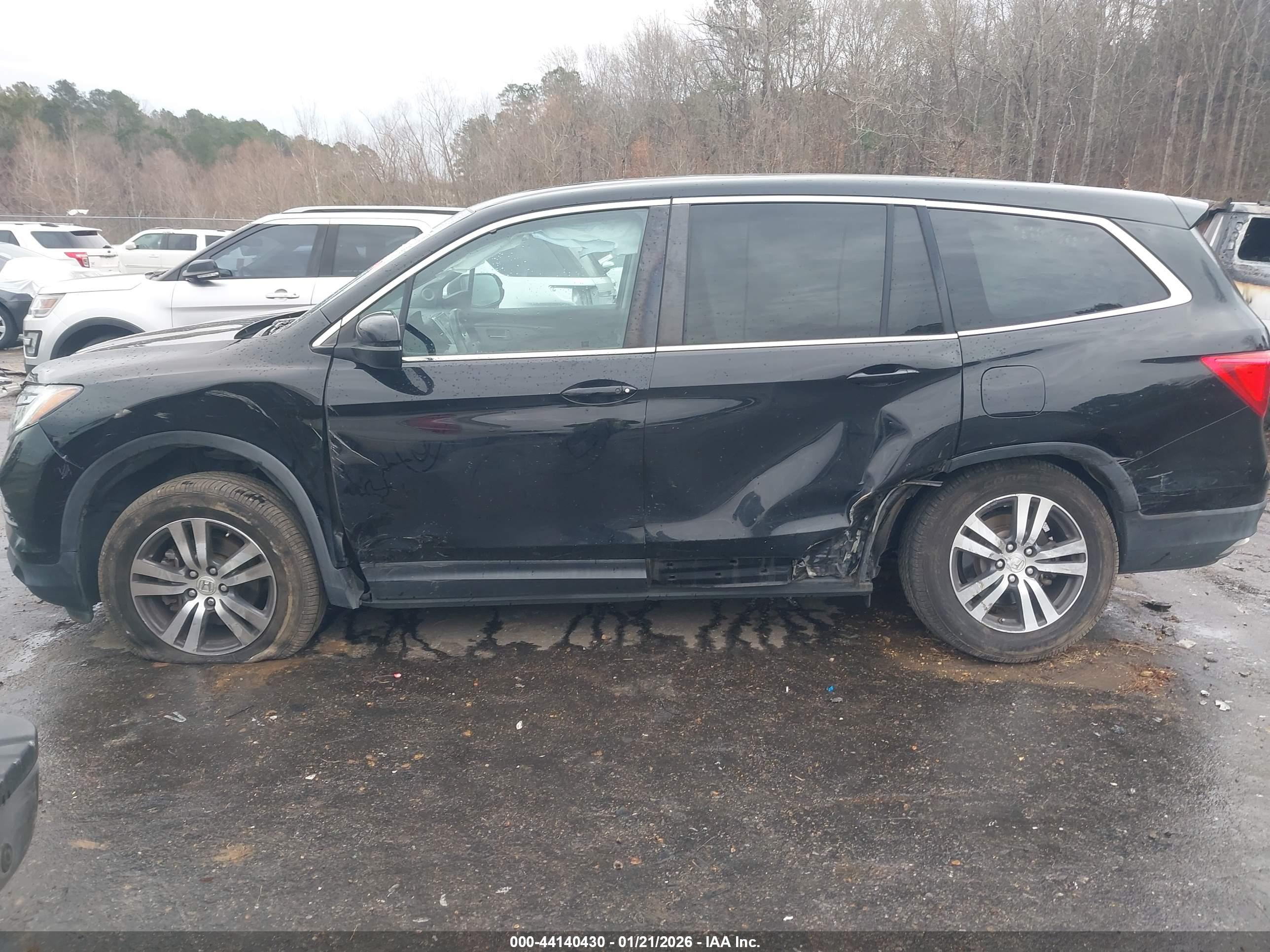HONDA PILOT image 6