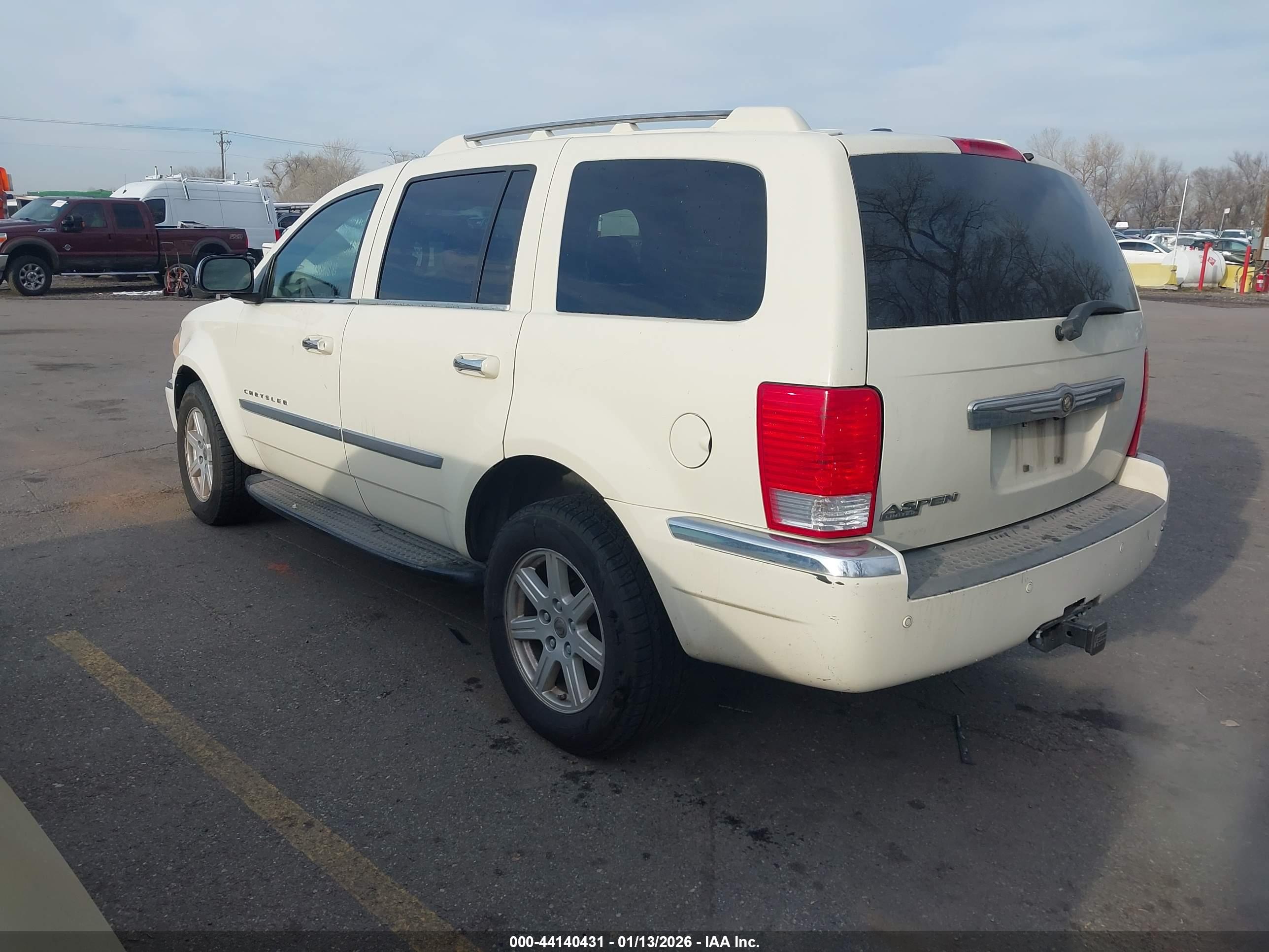 CHRYSLER ASPEN image 3